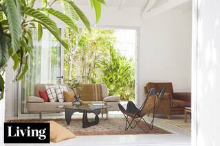 Dos arquitectos convirtieron su clásico chalet en Martínez en una “casa-quincho