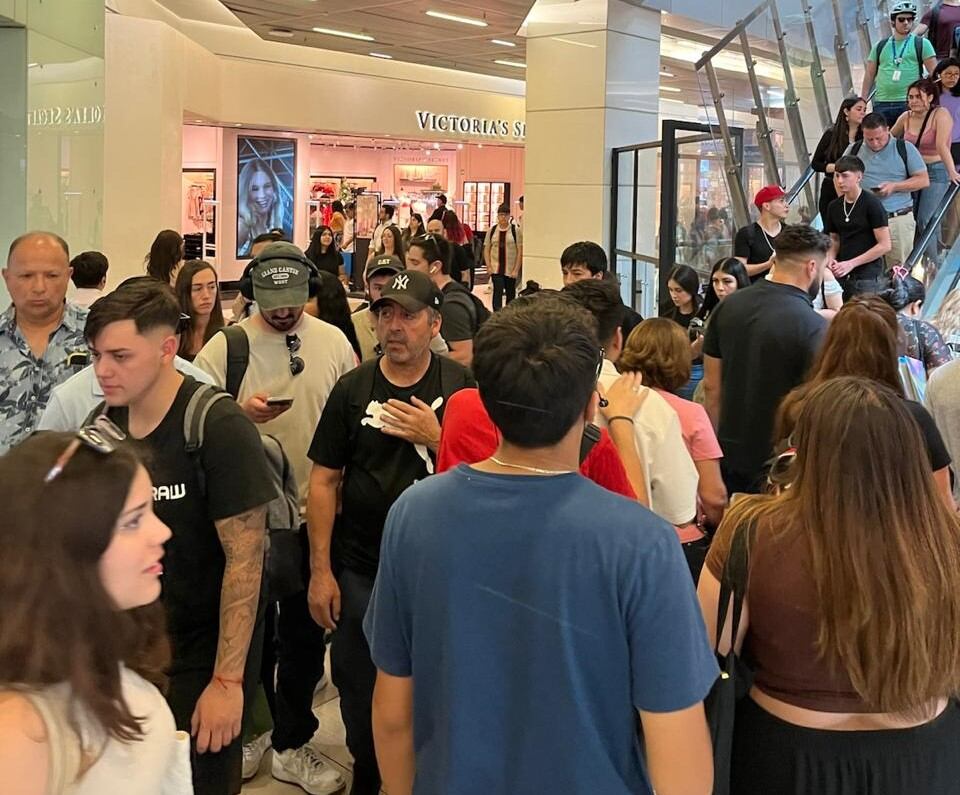 La mayoría de los argentinos que elige Chile para ir de vacaciones aprovecha para hacer compras de indumentaria y tecnología