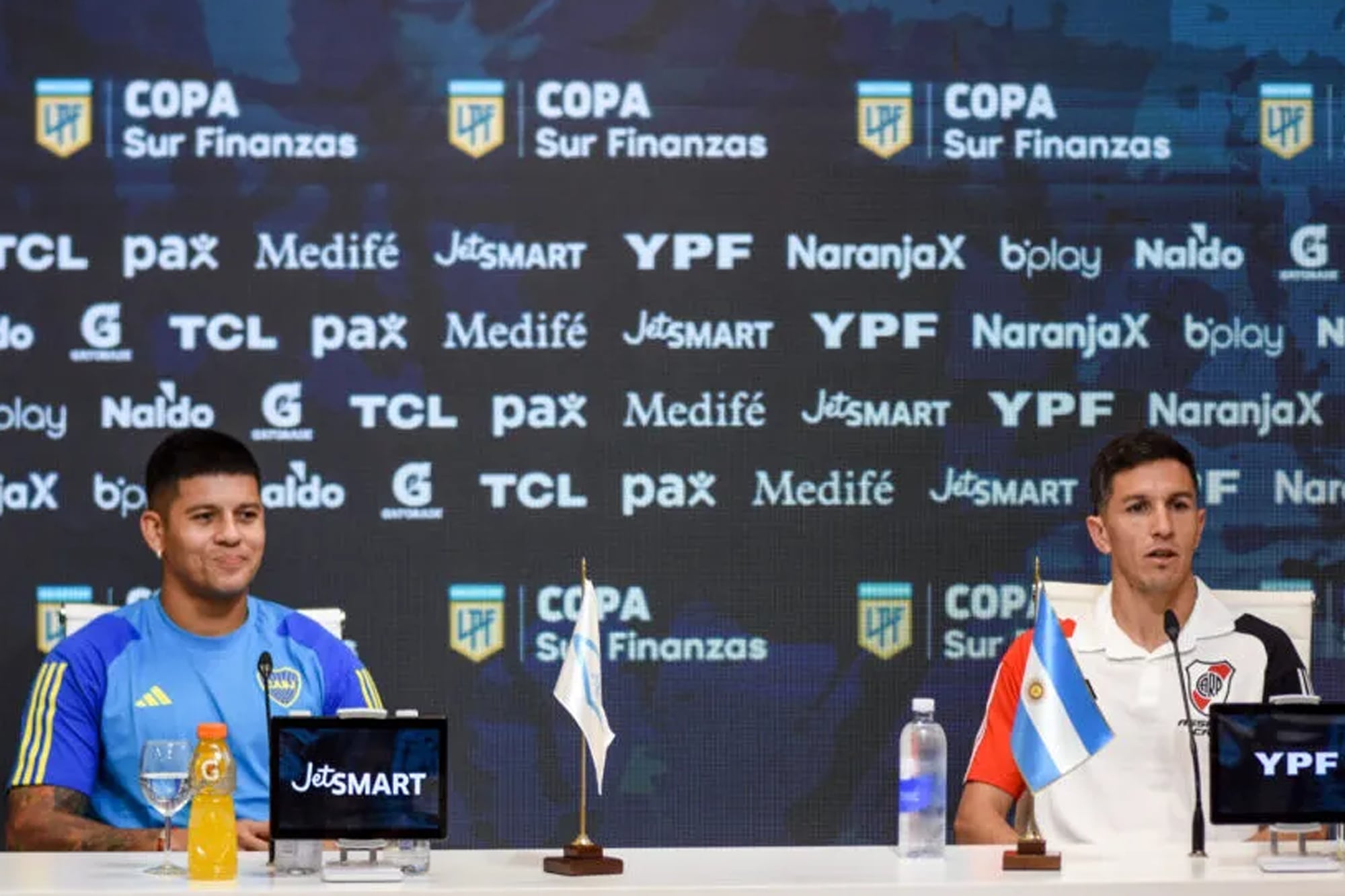 Marcos Rojo e Ignacio Fernández protagonizaron la conferencia de prensa previa al Superclásico