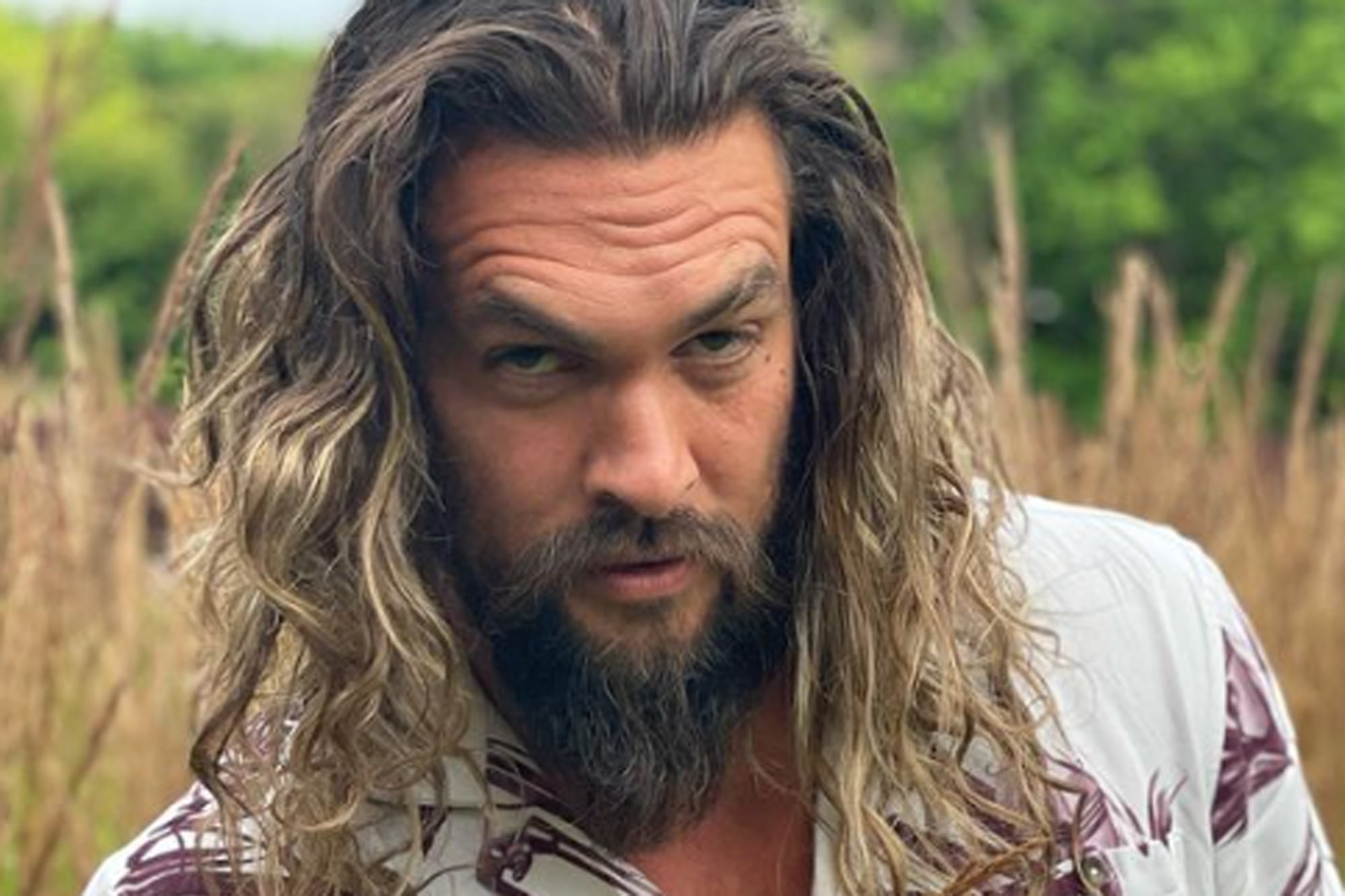 Adiós Aquaman, llegó Lobo: Jason Momoa aparece en el nuevo clip de Supergirl, pero en la piel de un popular antihéroe de DC