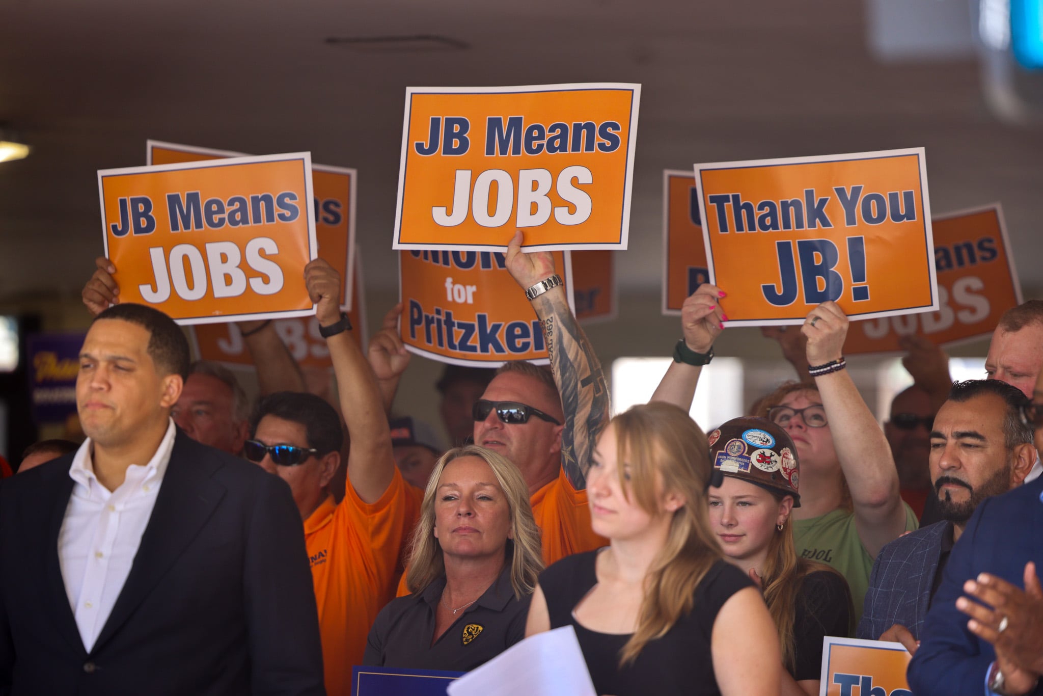 Por la SB 1976, el IDOL debe sustituir las leyes federales laborales si estas son derogadas o modificadas