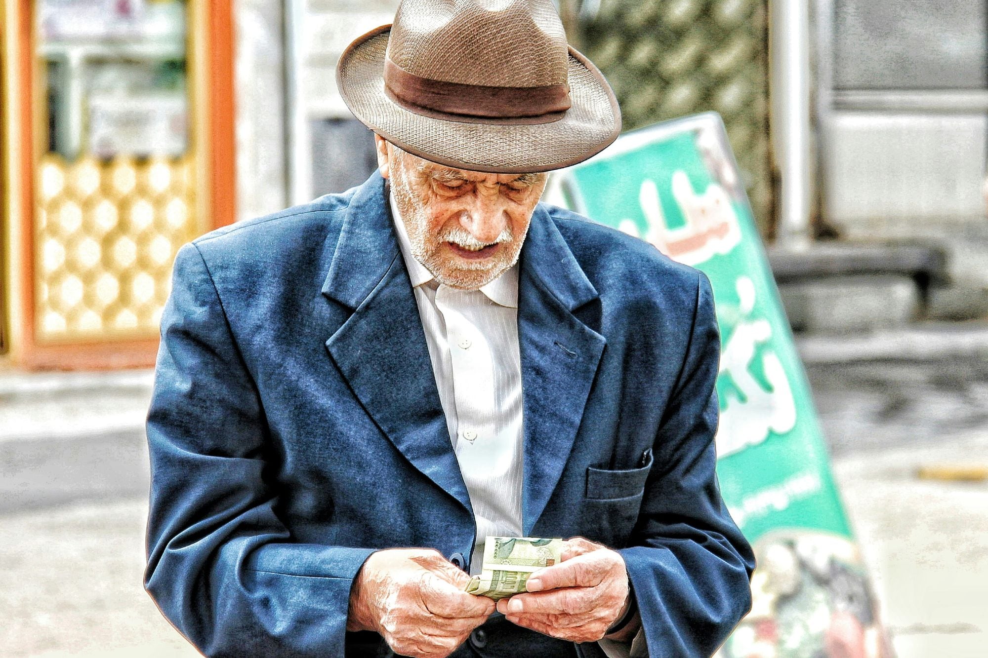 Los estadounidenses que nacieron en 1960 o después deberán esperar hasta los 67 años para jubilarse con el 100% de los beneficios del Seguro Social