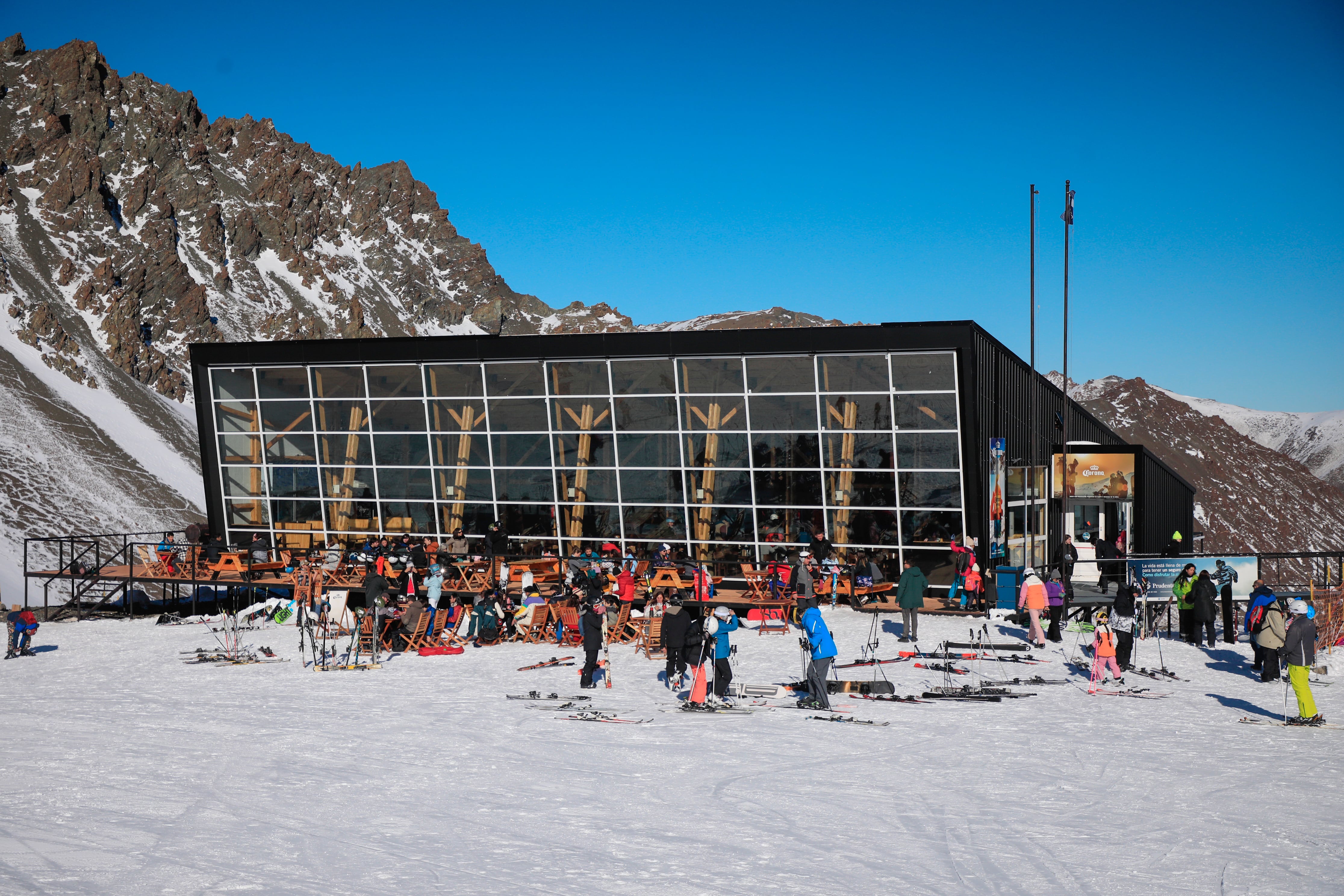 La Hoya estirará la temporada hasta principios de octubre por la excelente calidad de nieve acumulada