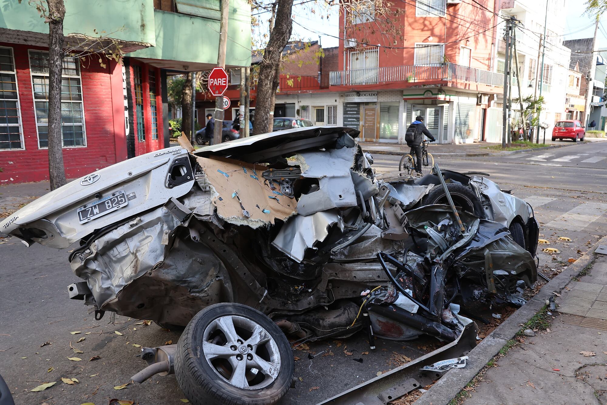 Accidente fatal en Panamericana. Uno de los Toyota Corolla en la comisaría de Munro