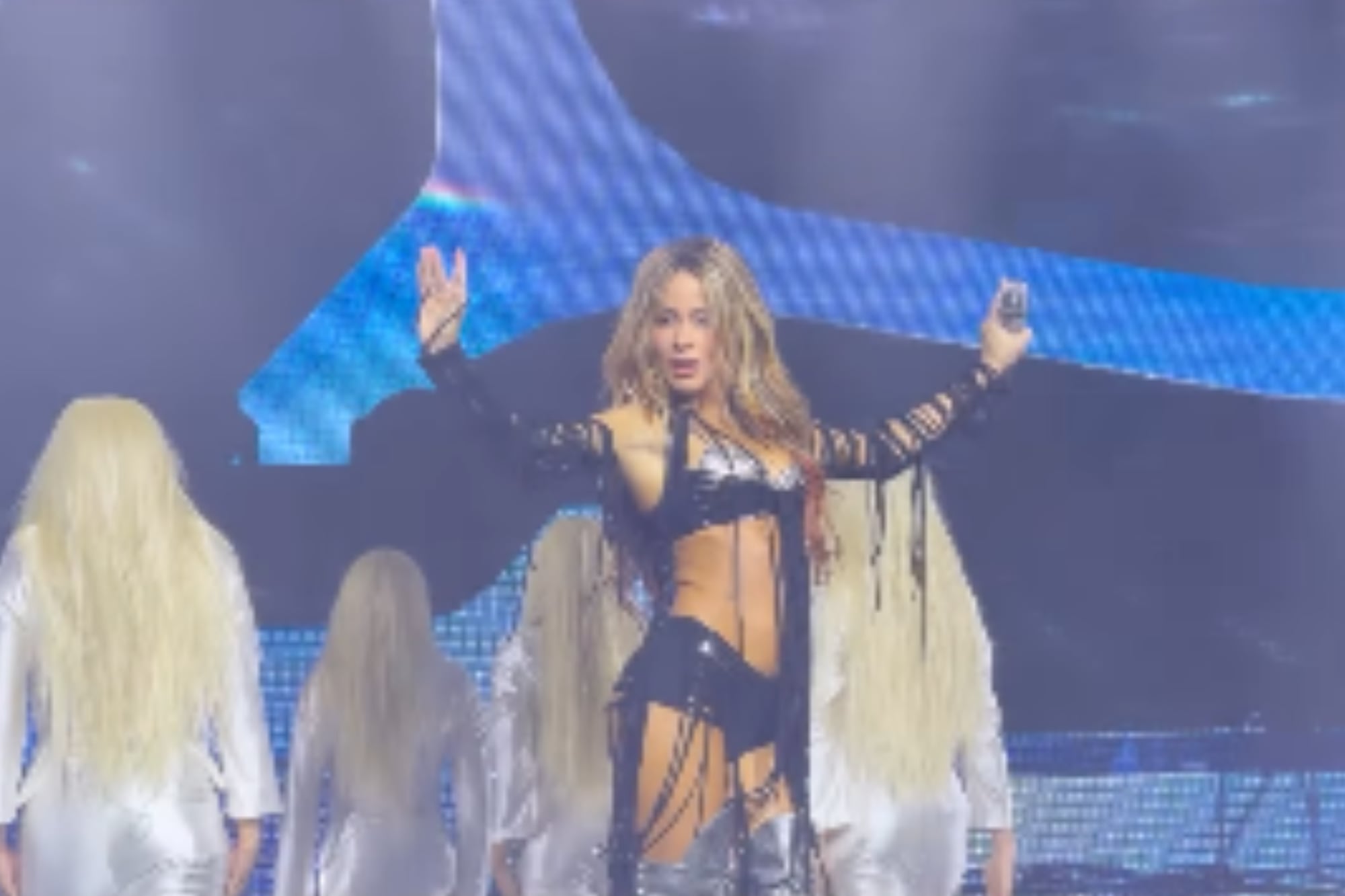 Tini eliminó del setlist del show