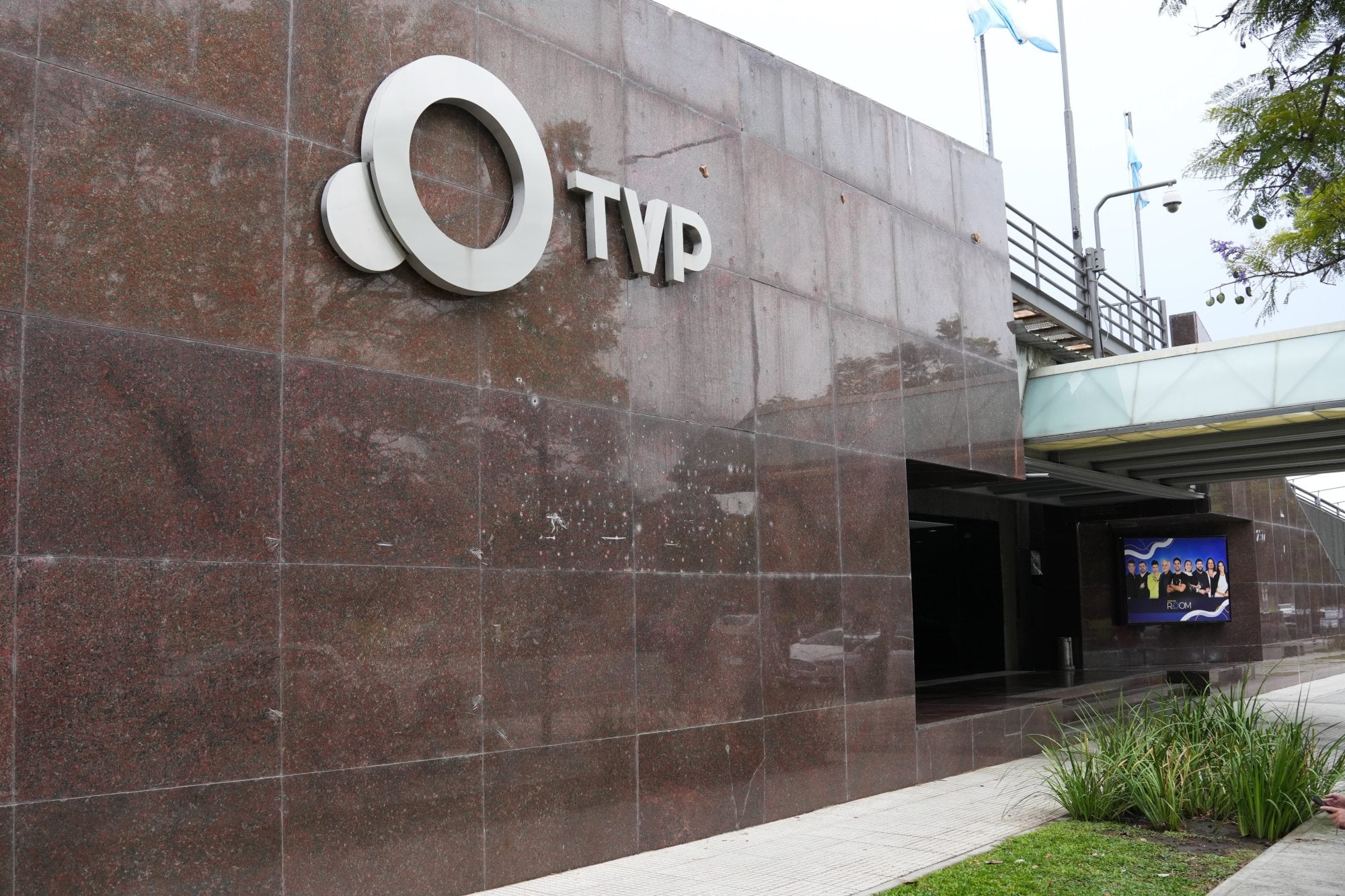 En plena época de recortes, la TV Pública retransmitirá los partidos de la selección argentina