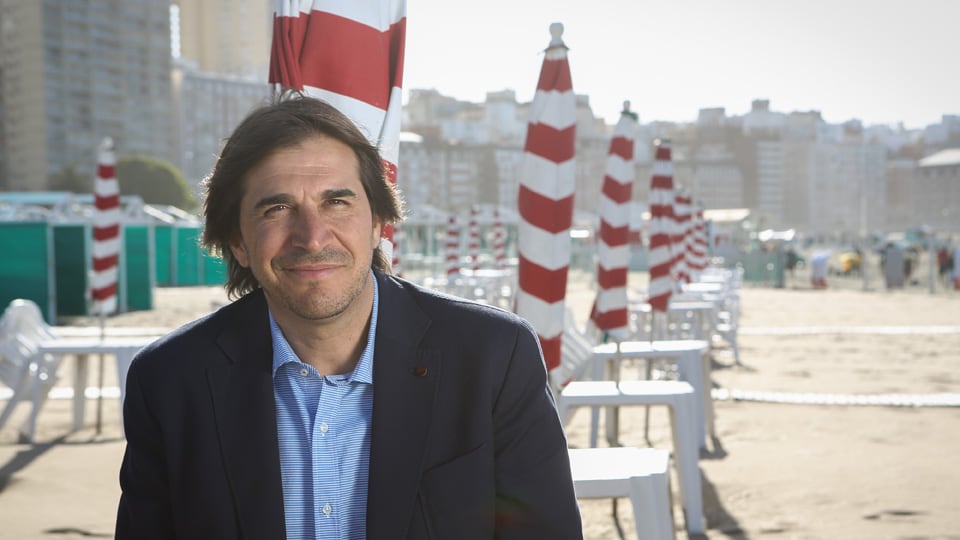 De productor teatral a los negocios del fútbol: Javier Faroni, el socio que gestiona millones de la AFA