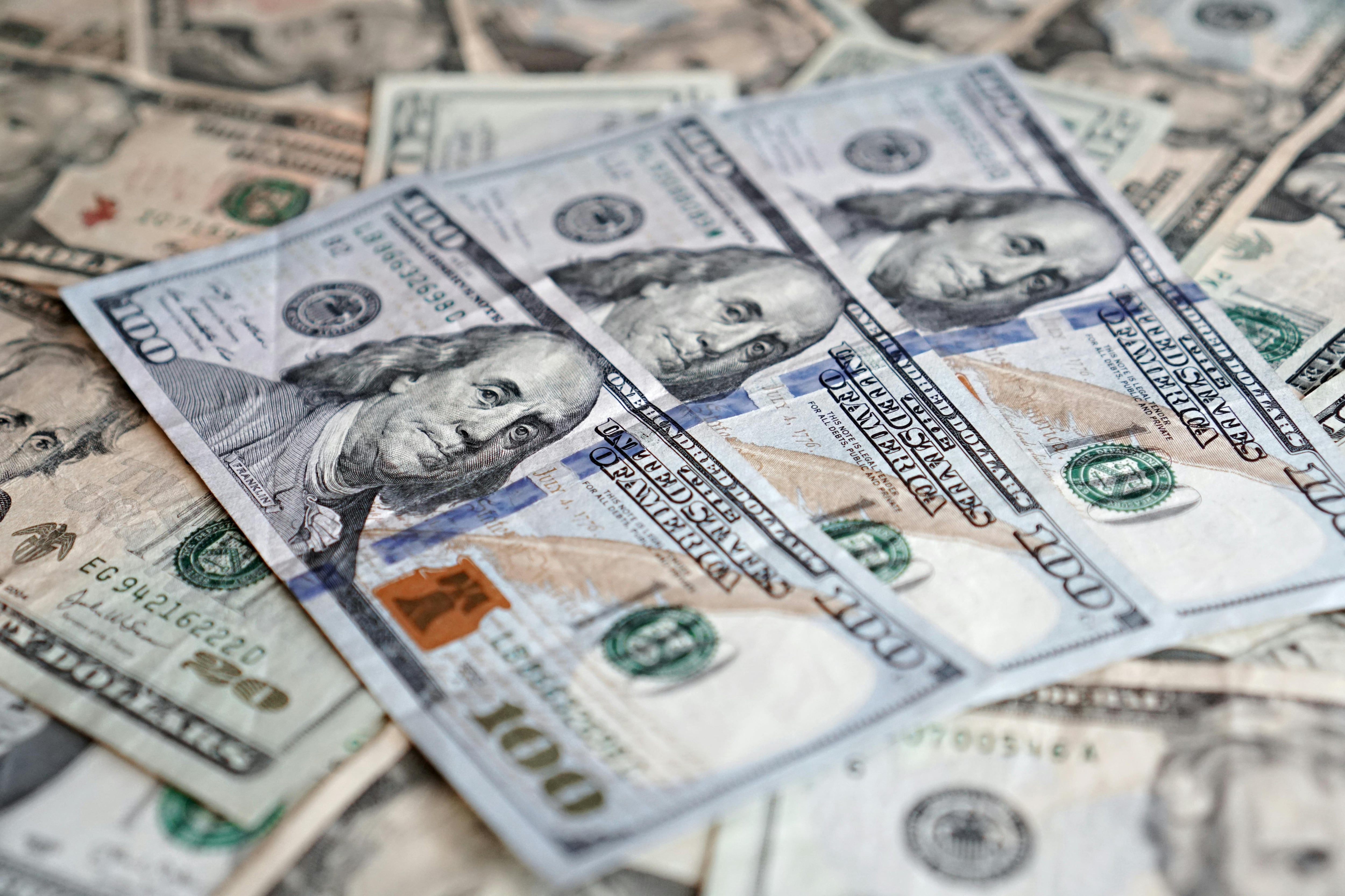 Turner señaló que la prioridad es asegurar que los beneficios lleguen exclusivamente a quienes cumplen con los requisitos legales