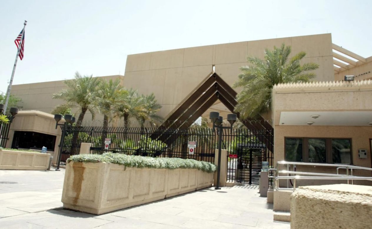 Dos drones impactaron contra la Embajada de los Estados Unidos en Riad, capital de Arabia Saudita