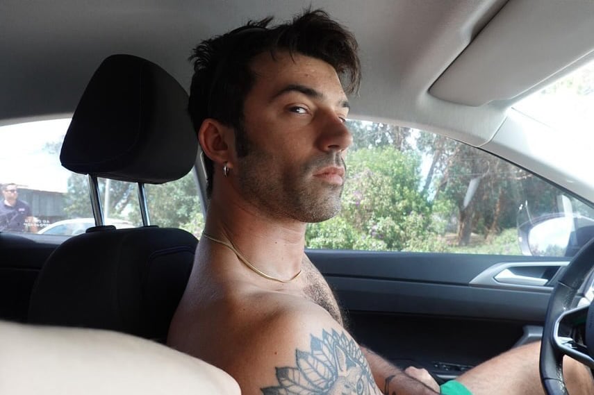 Streamer y militante kirchnerista: quién es Pedro Rosemblat, el futuro marido de Lali Espósito