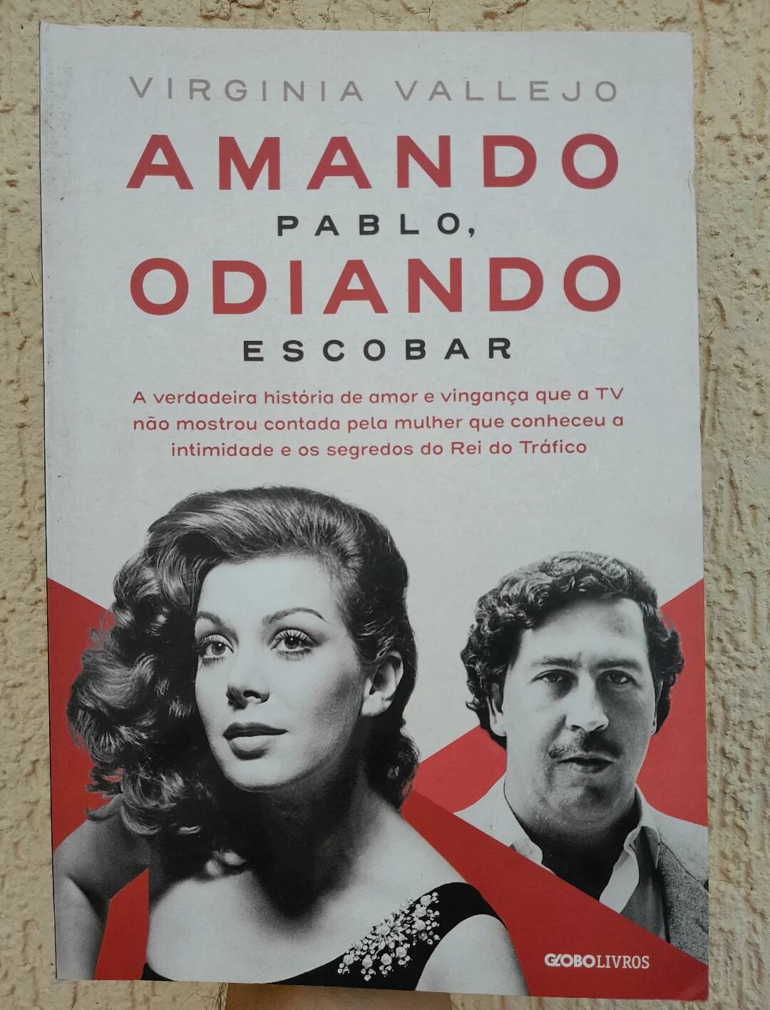 Vallejo escribió un libro fruto de su relación con Pablo Escobar (Instagram/@aurelino_pedro_filho)