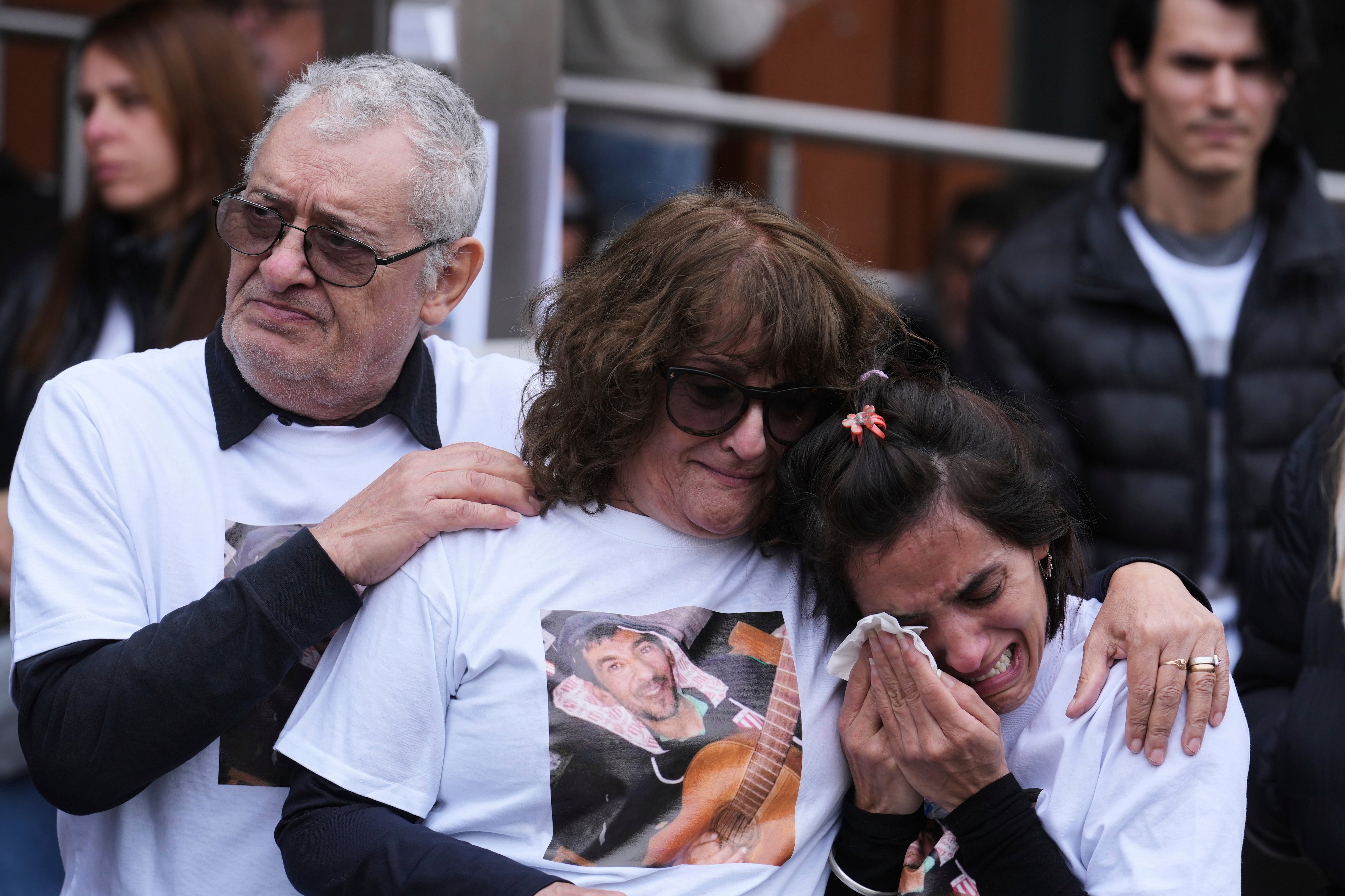 Los familiares reclaman por las reformas necesarias para evitar que vuelva a suceder la tragedia sanitaria