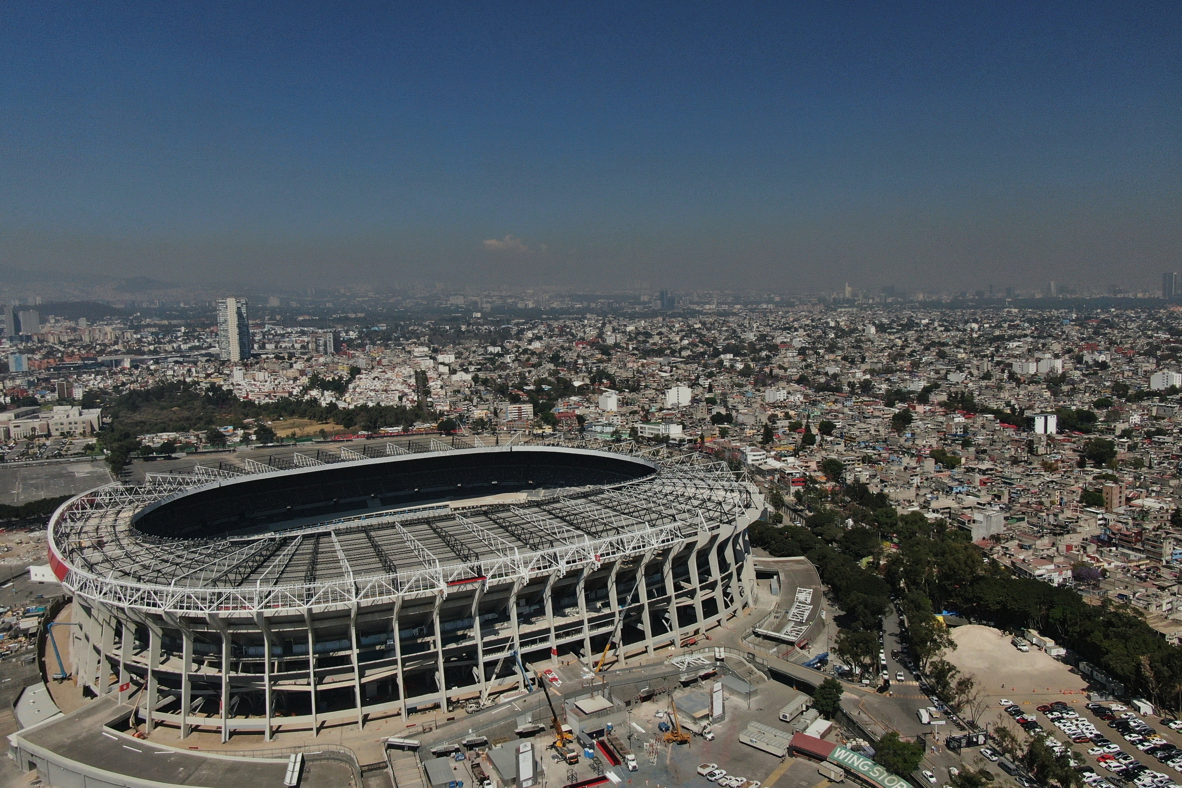 El Estadio Azteca, el templo de Pelé y Maradona, revive su historia mundialista.