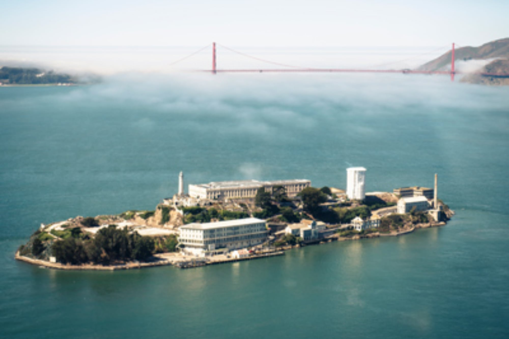 La prisión de Alcatraz está a 2,4 kilómetros de la costa de San Francisco.