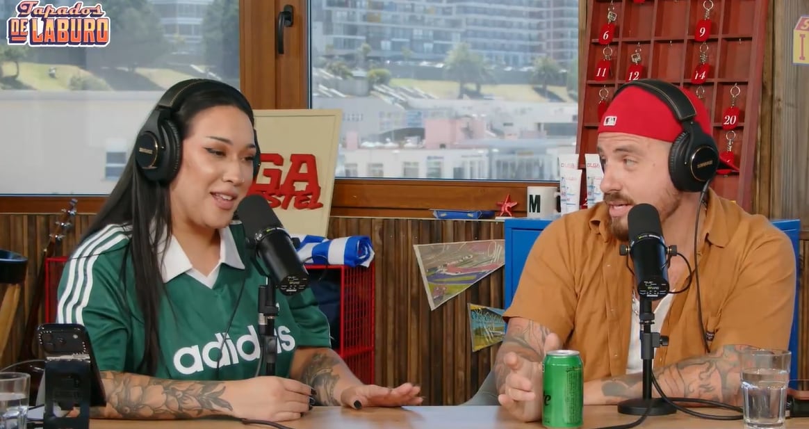 Fede Bal y Evelyn Botto estuvieron en Olga, contaron intimidades de su relación y sellaron la nota con un beso