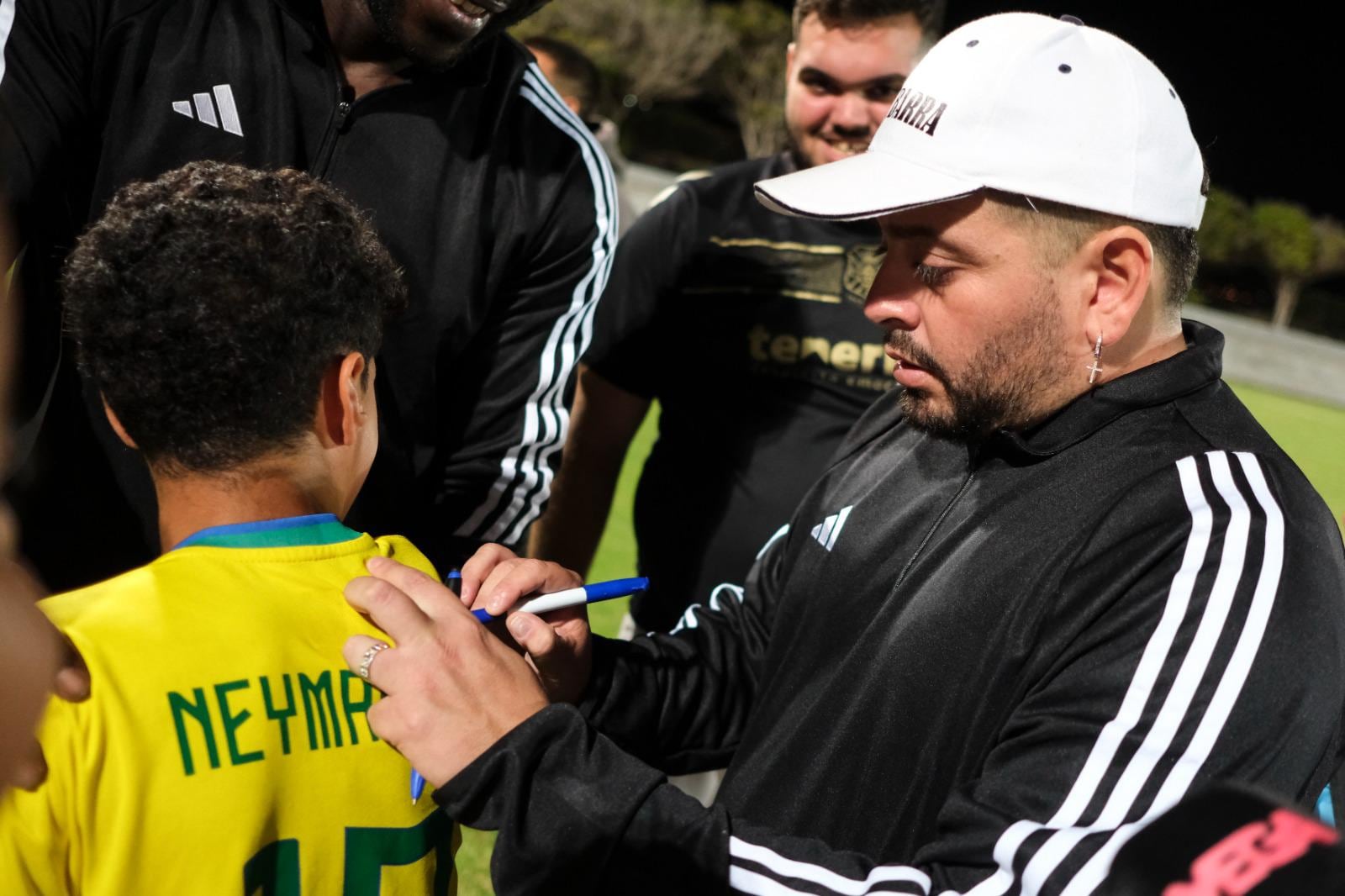 Diego Maradona Jr., entrenador del Unión Deportiva Ibarra, de Tenerife