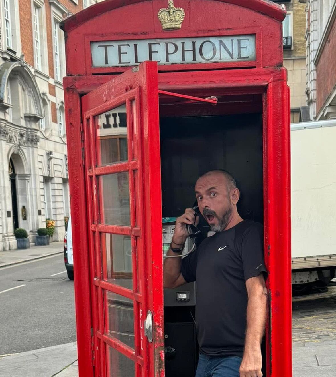 Diego se fue dos semanas a Londres y se quedó dos años