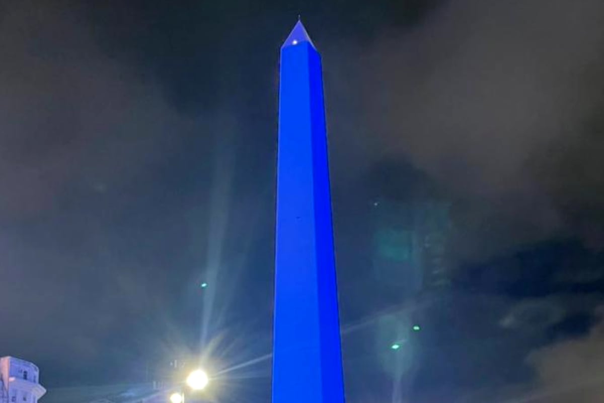 El Obelisco se iluminó de azul y dio inicio a una semana de actividades por la concientización sobre el autismo