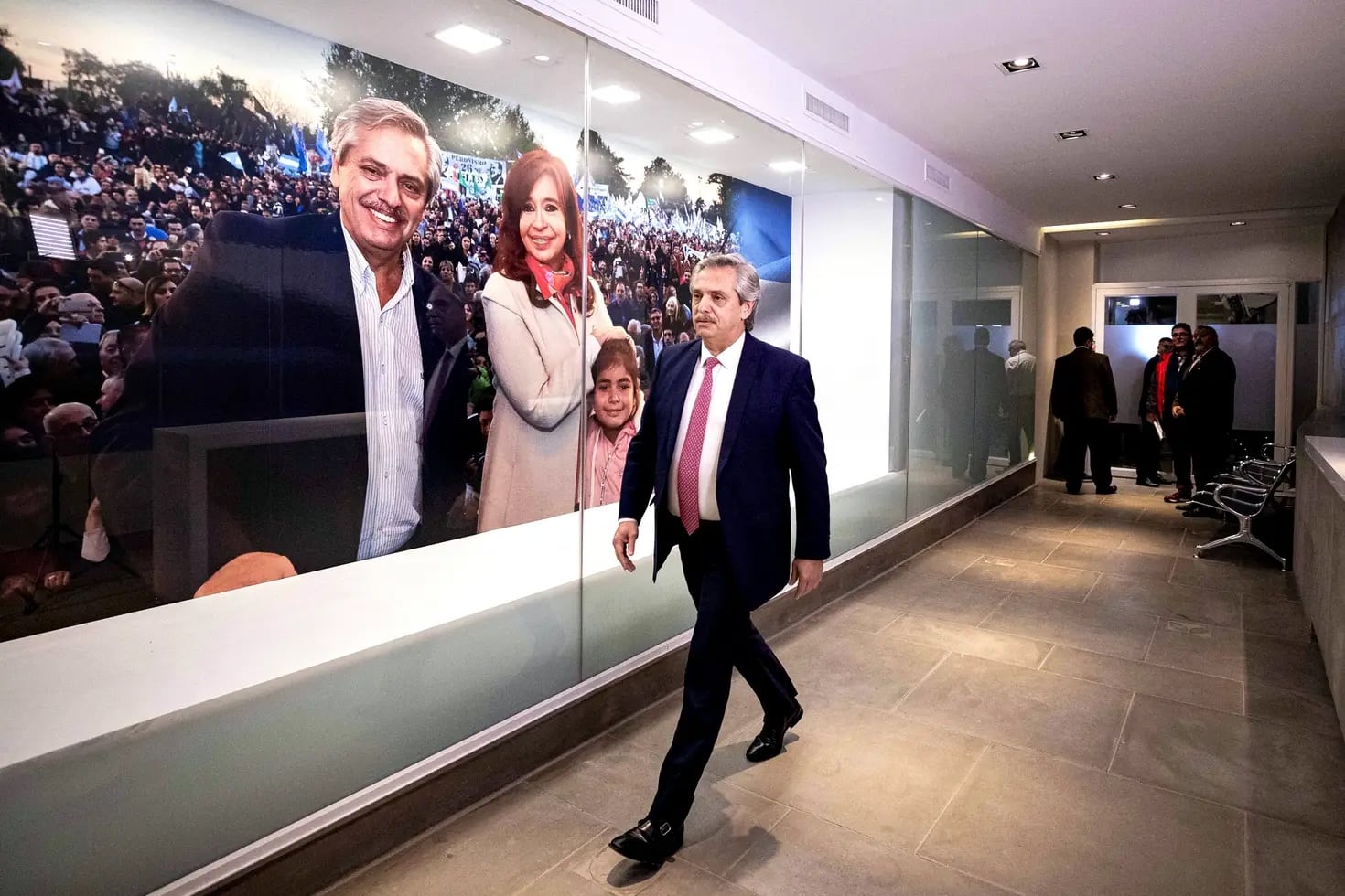 Alberto Fernández en su bunker de 2019, en las oficinas de Héctor Martínez Sosa