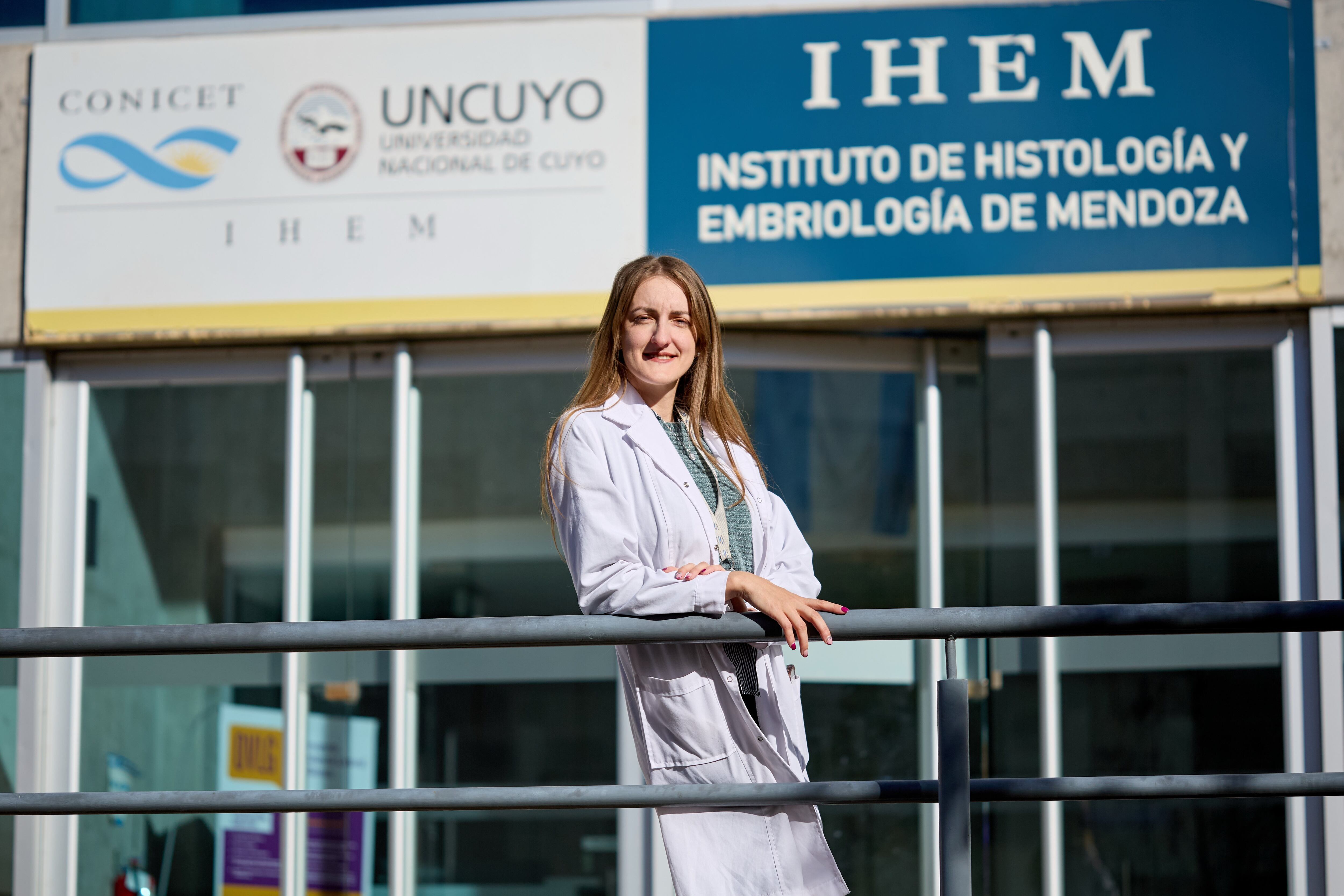 Después de mucho esfuerzo y de varias manos amigas pude cumplir el mandato de mi abuela: estudiar y ser independiente