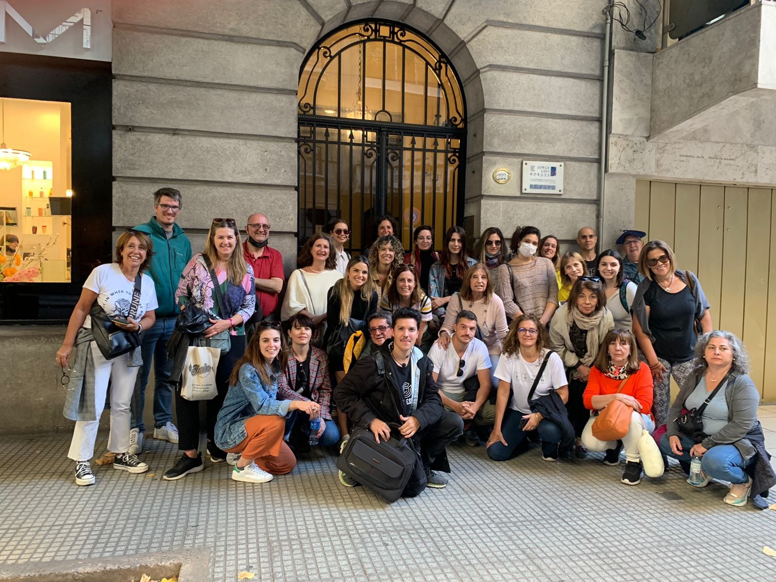 “Esto ya lo remarcaba Ricardo Piglia: que Borges creó su extraordinaria literatura con los materiales de Buenos Aires