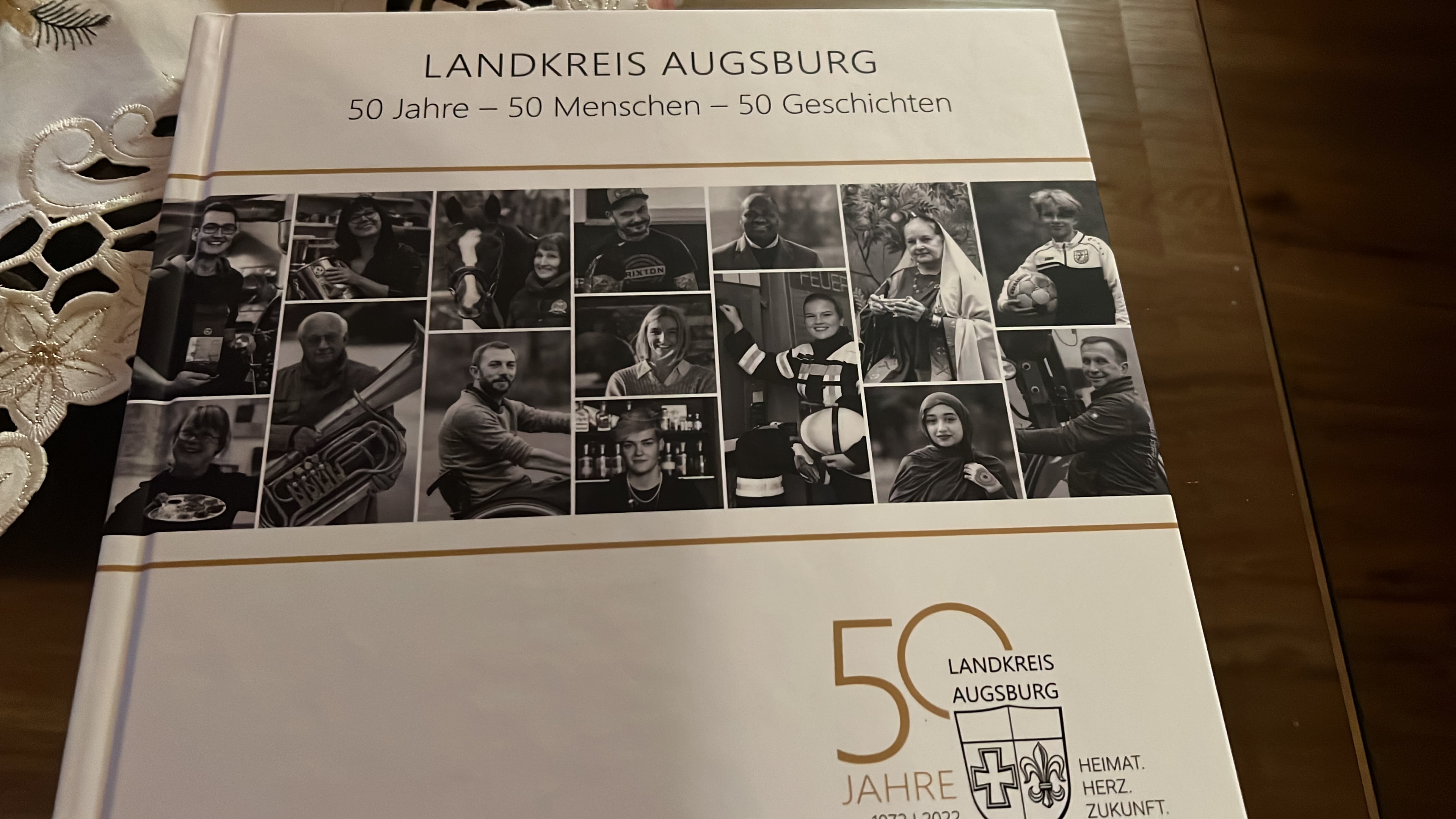 La región de Augsburgo, Alemania, decidió contar 50 historias inspiradoras de personas de su distrito, y el argentino Leonardo Fernández fue uno de los elegidos.