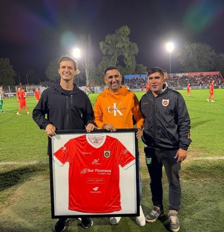 Ariel Vallejo y Estrella del Sur