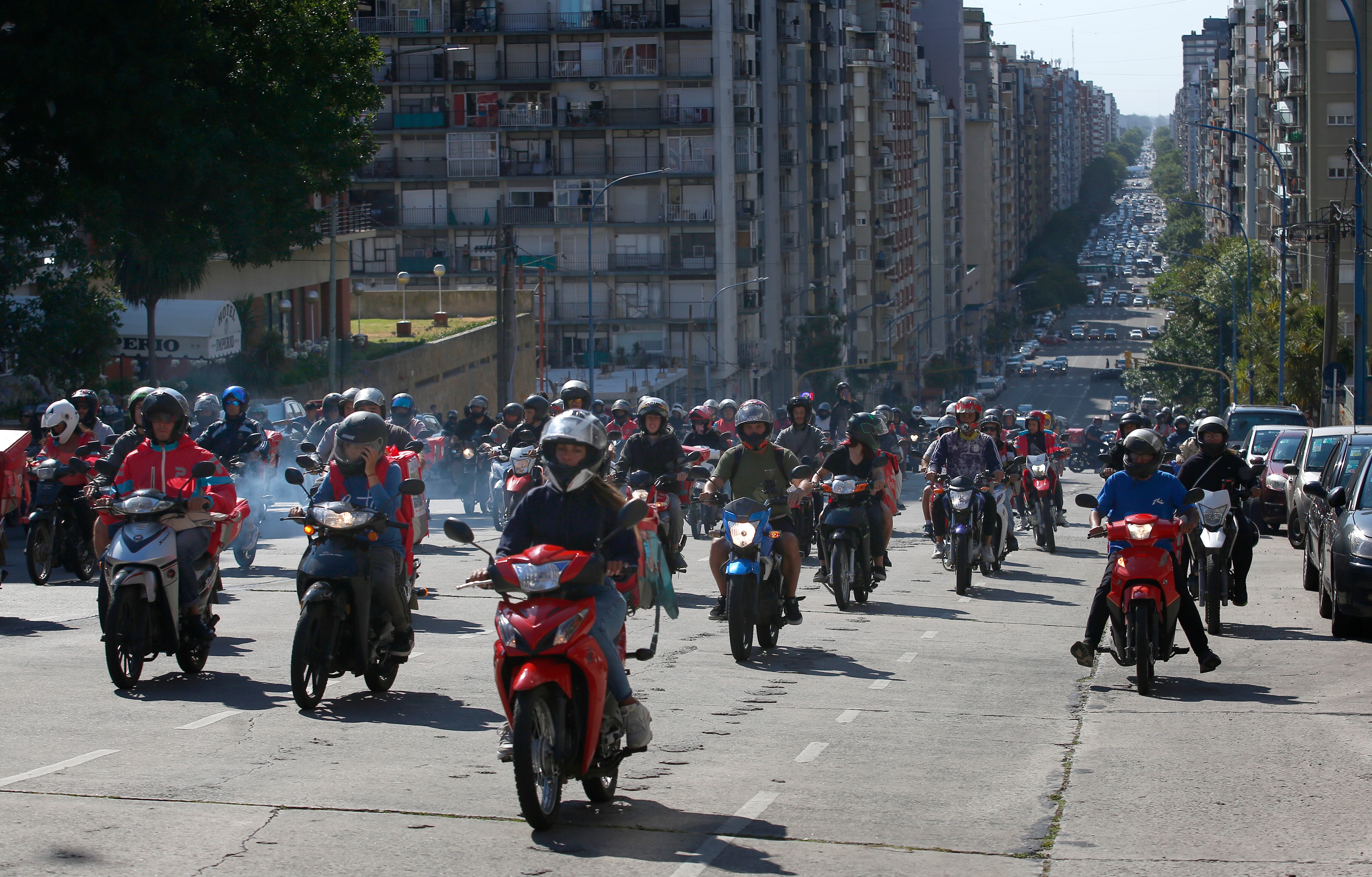 Repartidores reclamaron mas seguridad y justicia por Johana