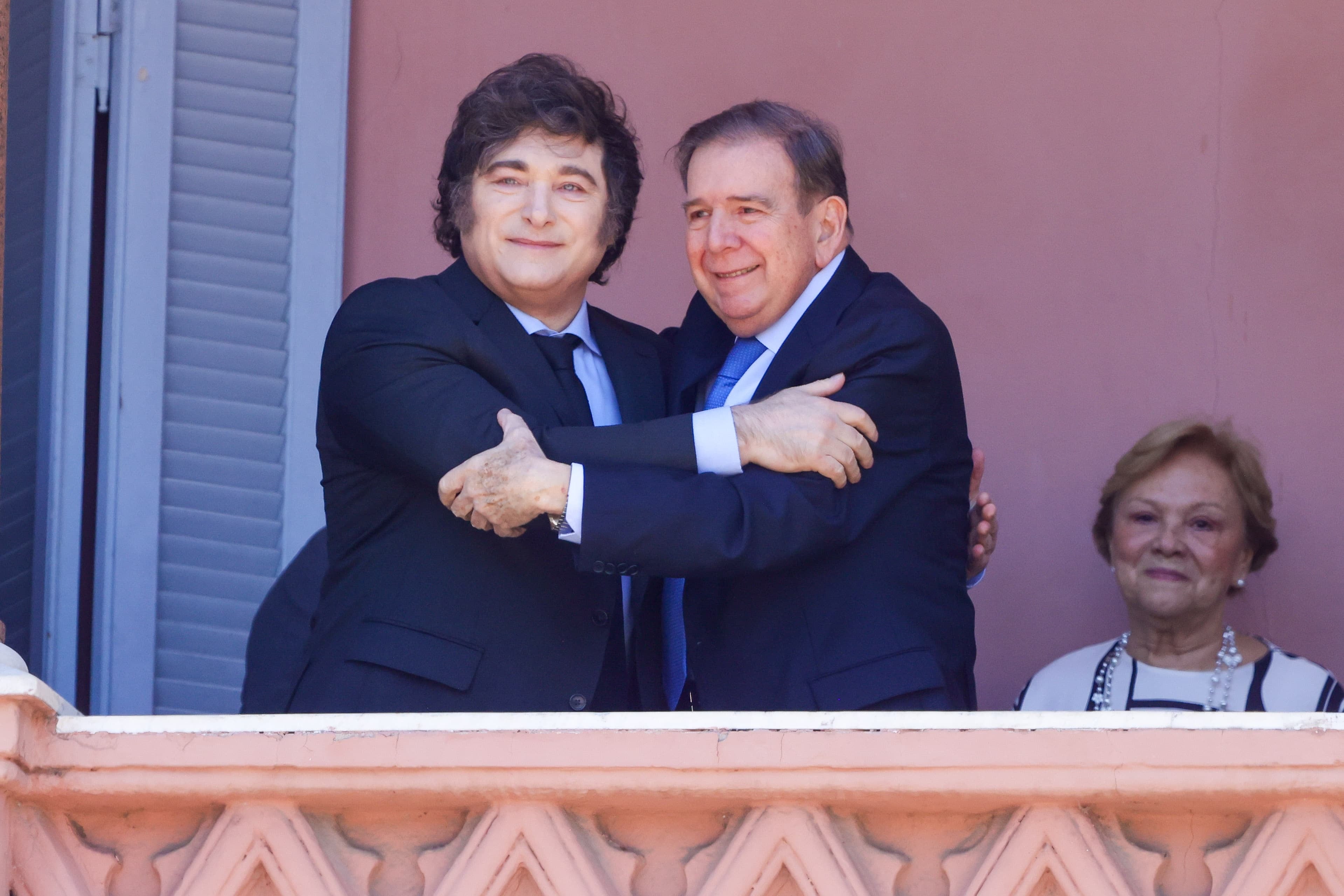 Javier Milei junto al líder opositor venezolano González Urrutia