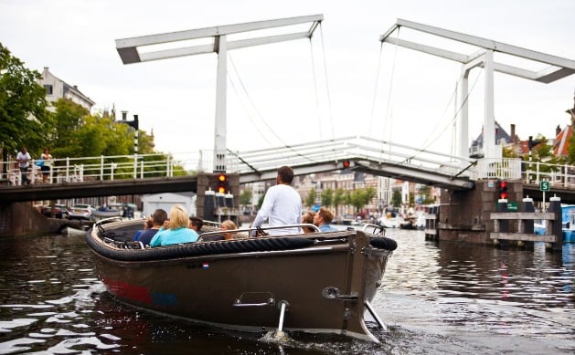 La historia se localizó en Haarlem, una ciudad con canales, cerca de Ámsterdam