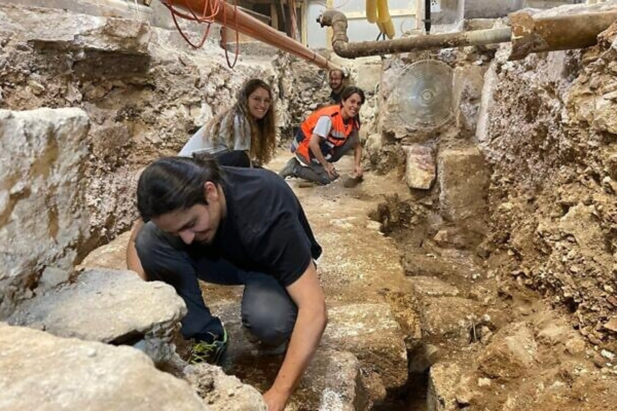 El trabajo de los arqueólogos italianos en la Basílica del Santo Sepulcro