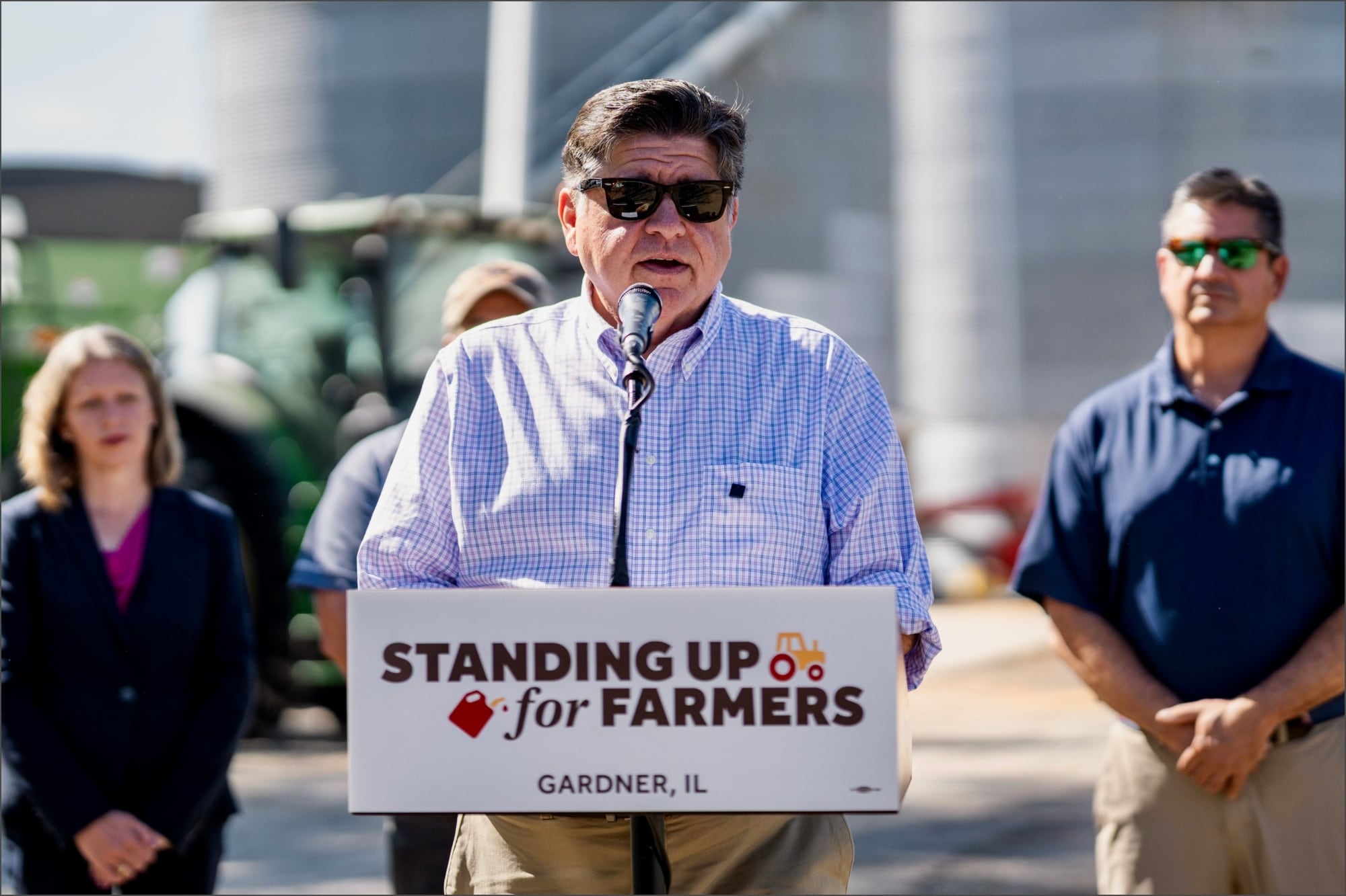 Pritzker ofrece ayudas de US$250 mil para granjas y pequeños negocios de Illinois: cómo aplicar