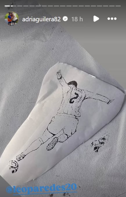 Un hincha se tatuó el histórico quite de Paredes ante Egipto.