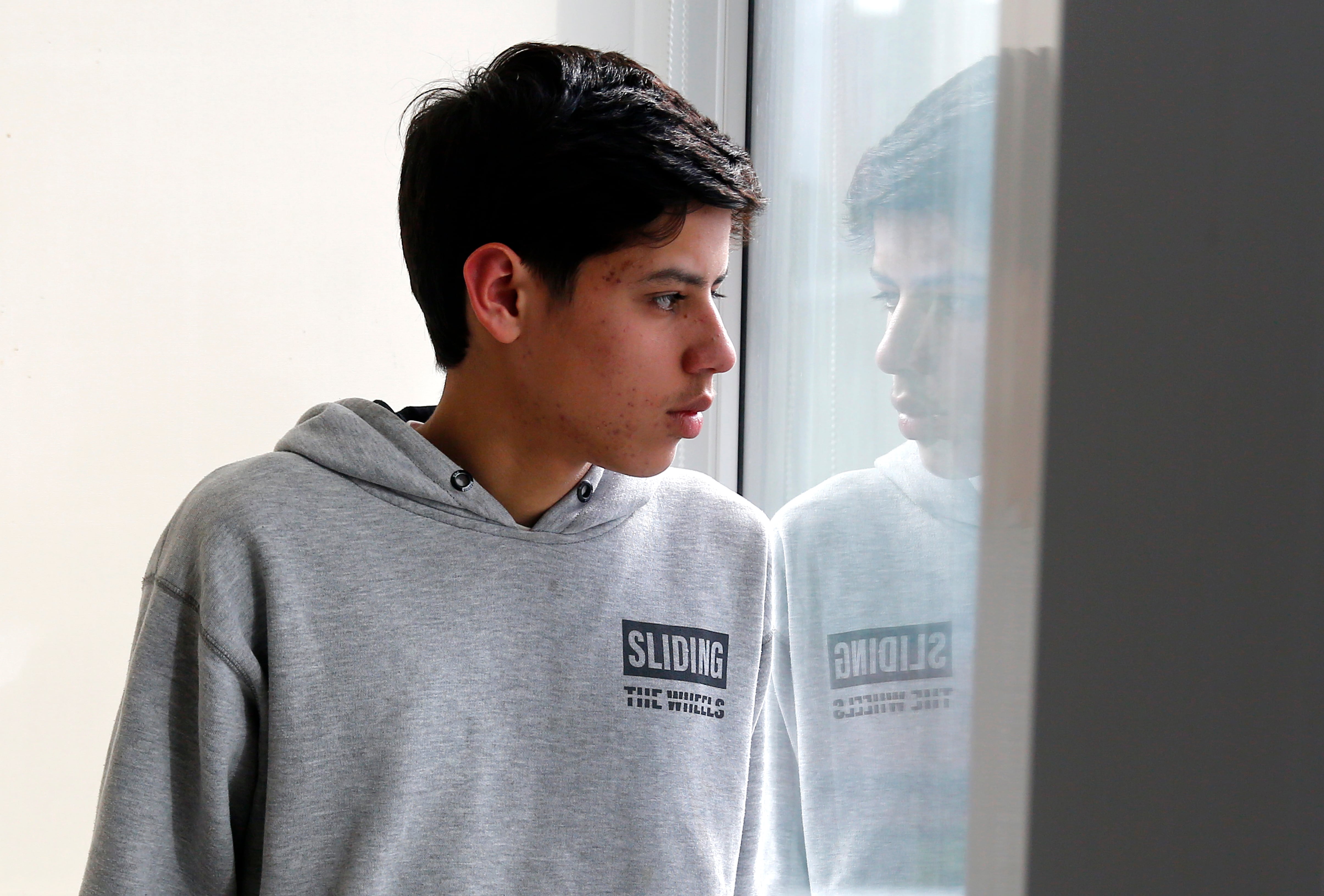 Lucas Ruiz, hijo de la mujer detenida por presunta responsabilidad en la muerte de Isabella, pidió que la mujer esté