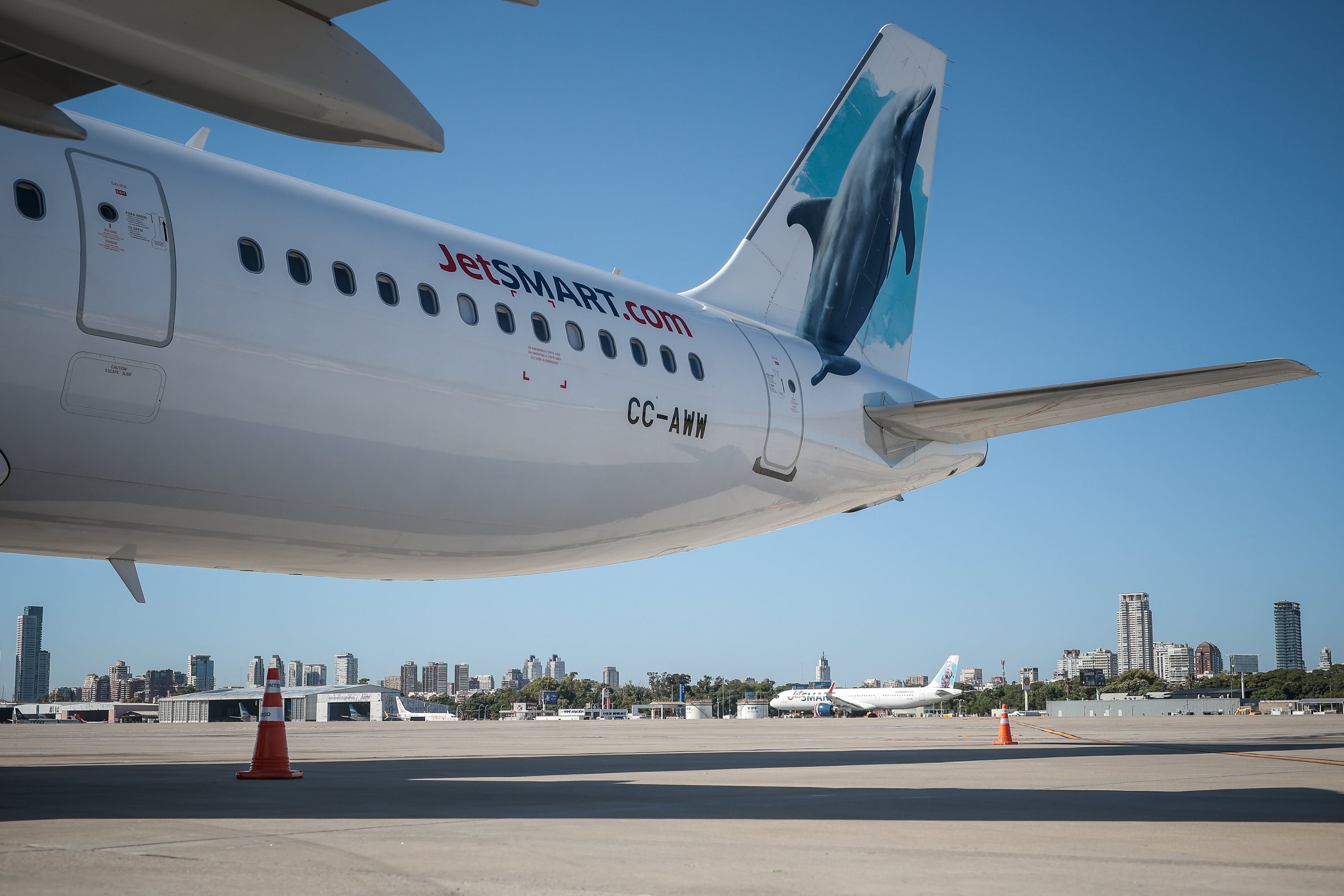 Jetsmart suma 10 aviones a su operación el país y va a cubrir rutas que operaba Flybondi