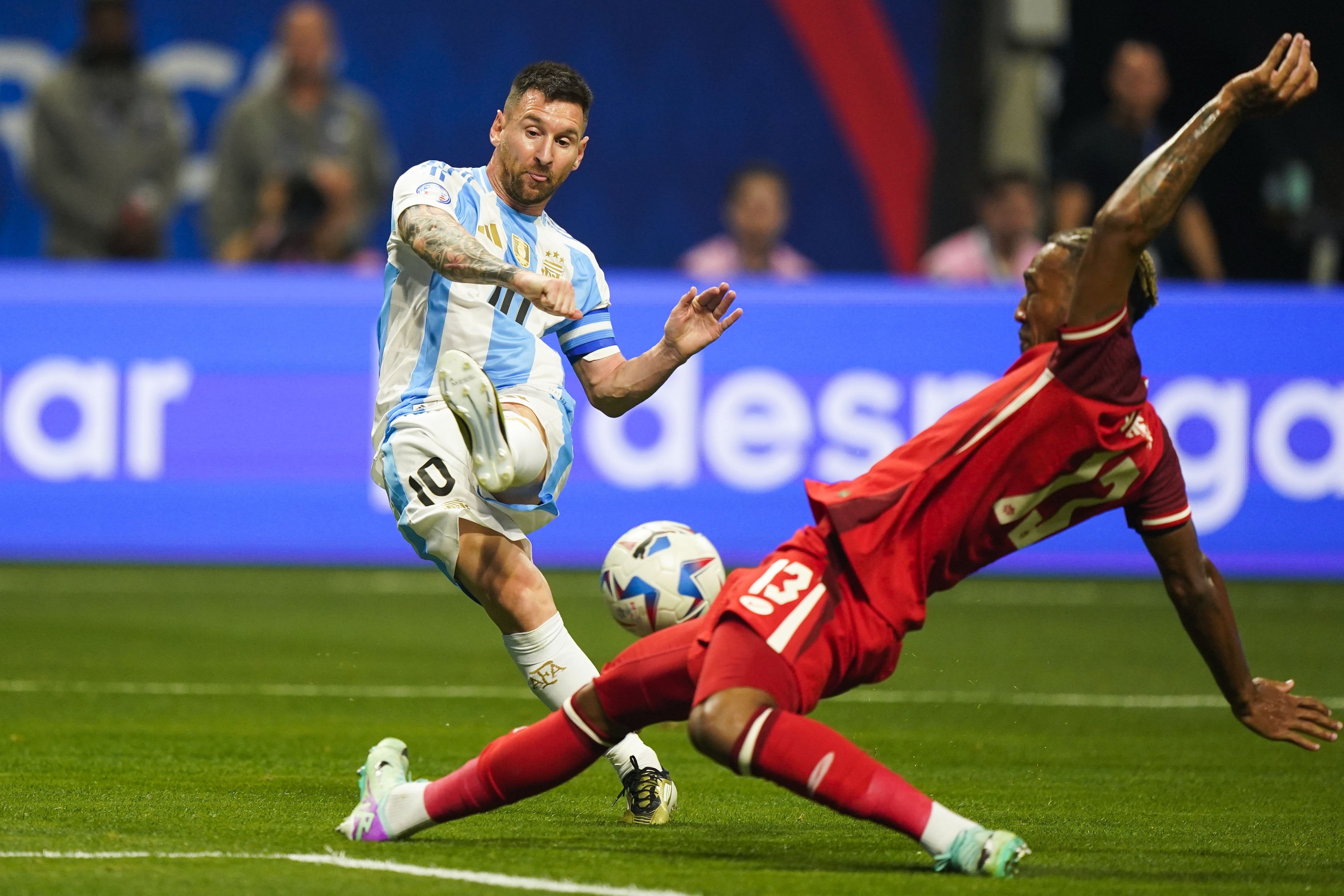 Messi tuvo poca participación frente a Ecuador