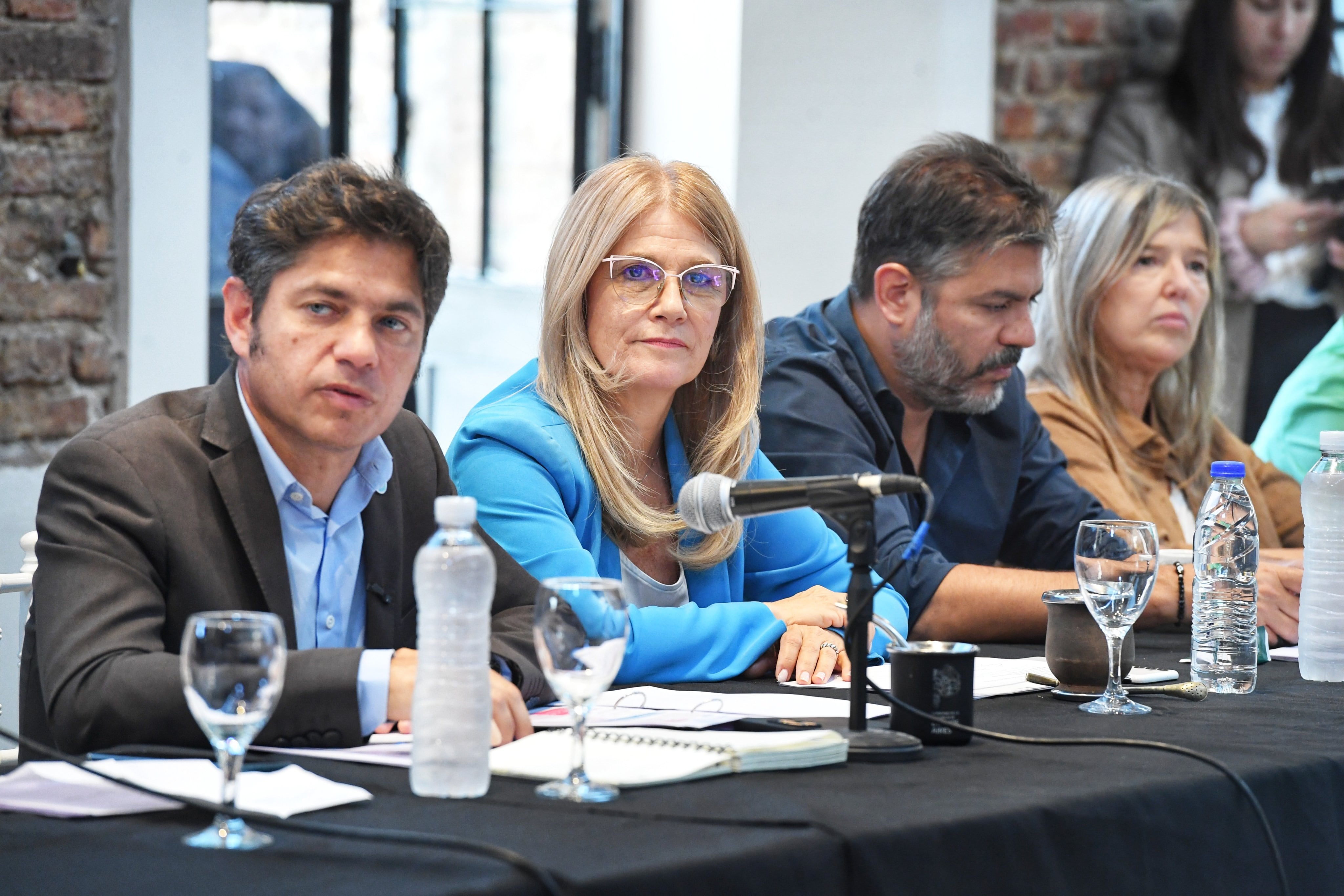 Kicillof Denuncia 'Robo' de Recursos y Demanda a Nación Ante la Corte