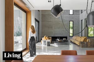 Fines de semana en una casa de diseño armónico, pero sin temor a los trazos fuertes