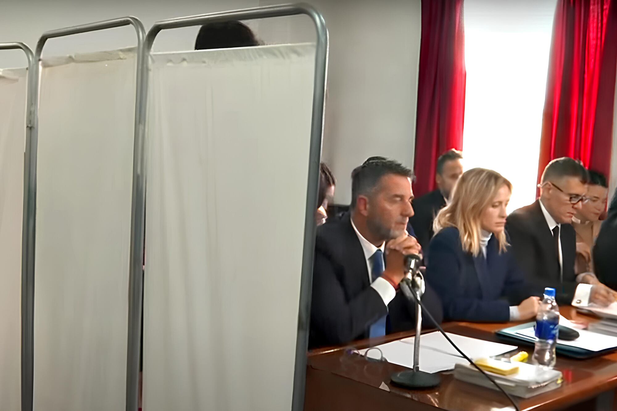 Julieta Prandi durante el juicio, en los tribunales de Campana