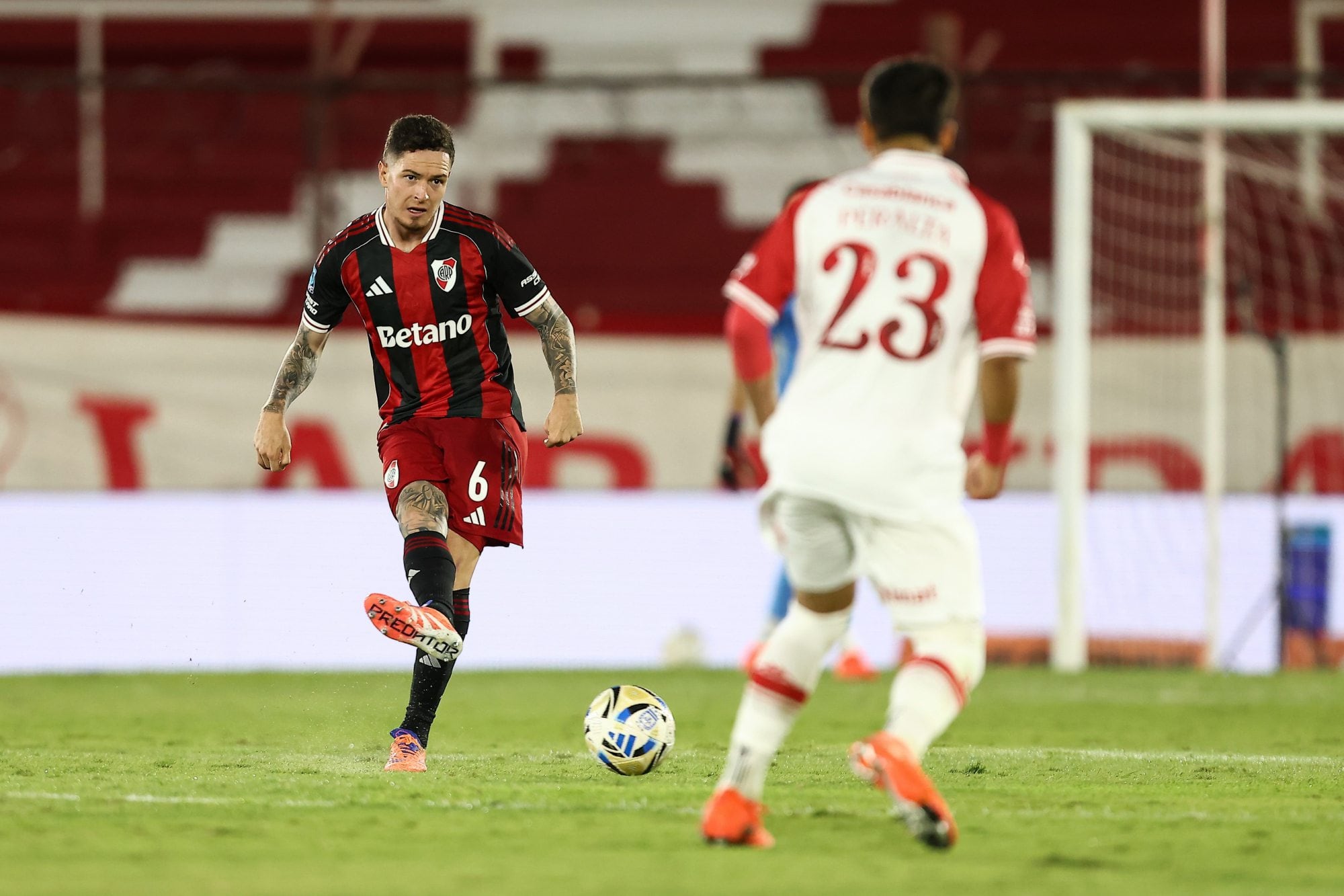 En el último partido entre Huracán y River, por el Torneo Apertura 2026, el Millonario ganó 2 a 1
