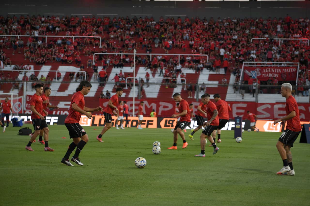 Independiente se enfrentará con Talleres por el torneo Apertura, en otra prueba ante su exigente y agotado público.