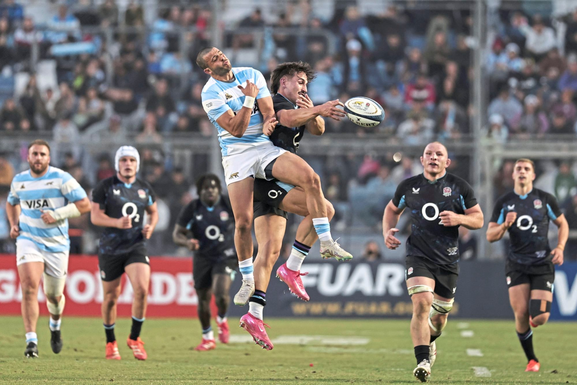 Desfachatez, conducción y un pie exquisito: eso ofrece Nicolás Roger, el 10 elegido para ser titular en los Pumas frente a Wallabies en el cierre de la gira por Argentina.