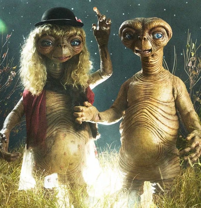 Halloween 2025: los diez disfraces icónicos de celebridades que dieron de qué hablar 13 Los fantásticos disfraces de Heidi Klum y Tom Kaulitz emulando a E.T.