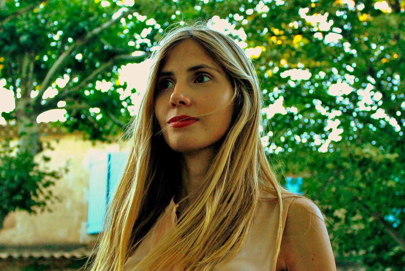 La argentina Paula Klein gana el Premio Lumen con una anatomía del matrimonio y la mentira