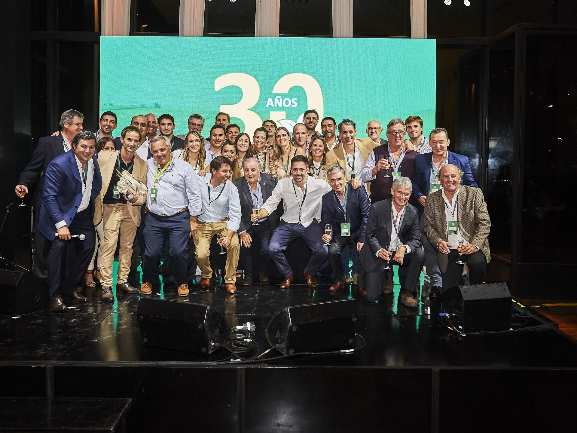 La gente de Man Agro en los festejos de los 30 años