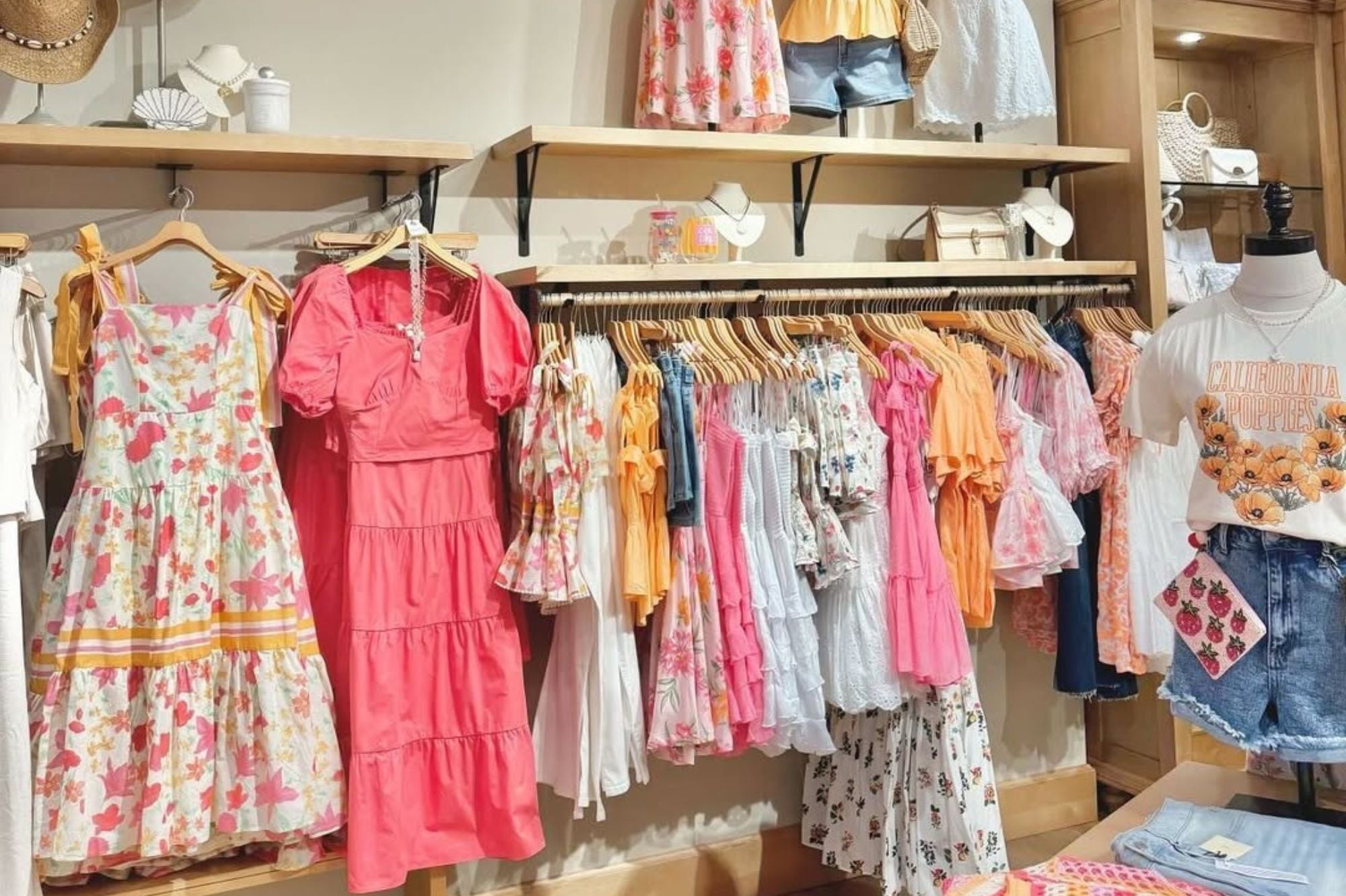 Adiós a un clásico de los malls: la cadena de Texas que se declara en quiebra y cierra todas sus tiendas en EE.UU.