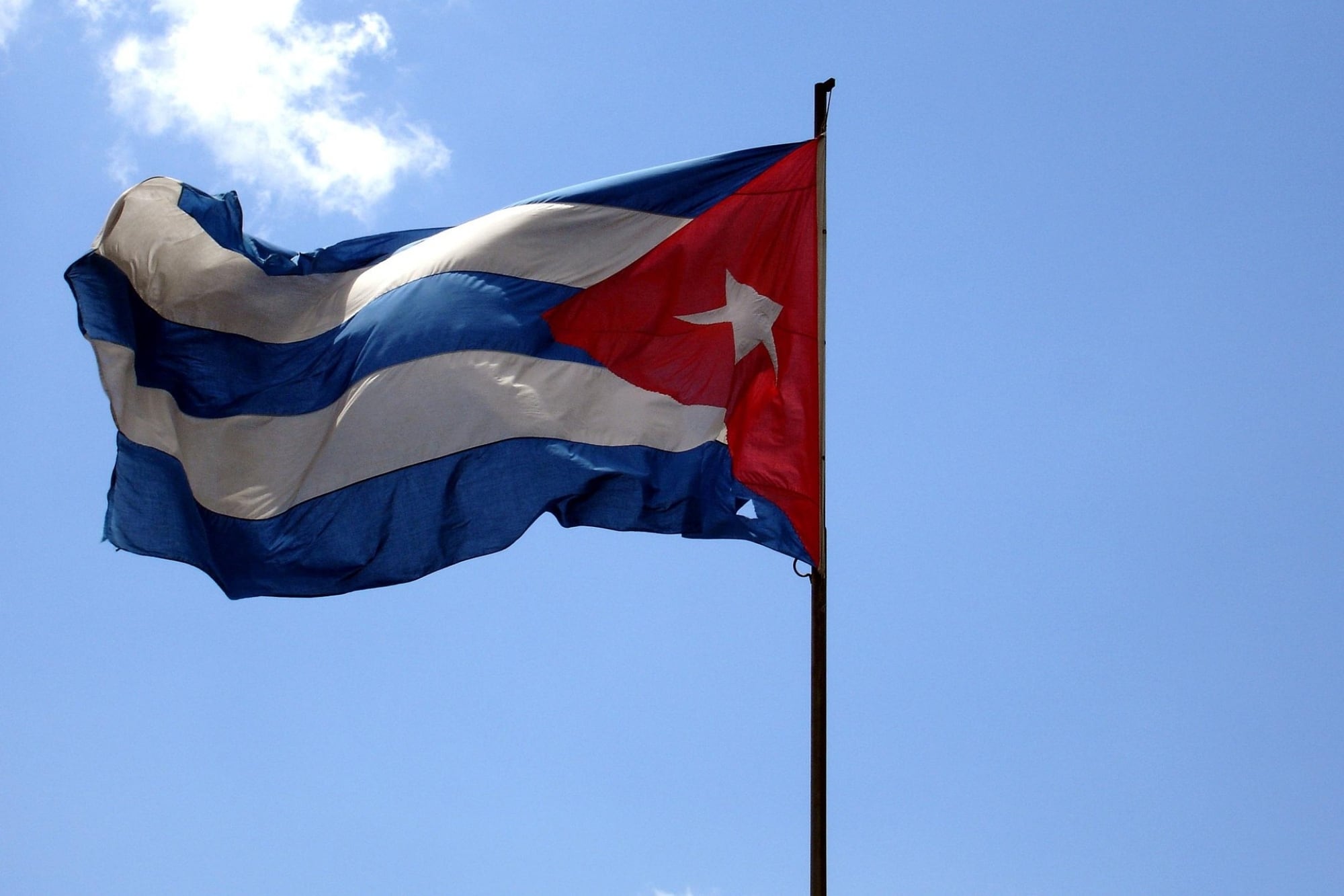 Secuenciación genética y diagnósticos con herramientas cubanas serán ilegales en instituciones públicas