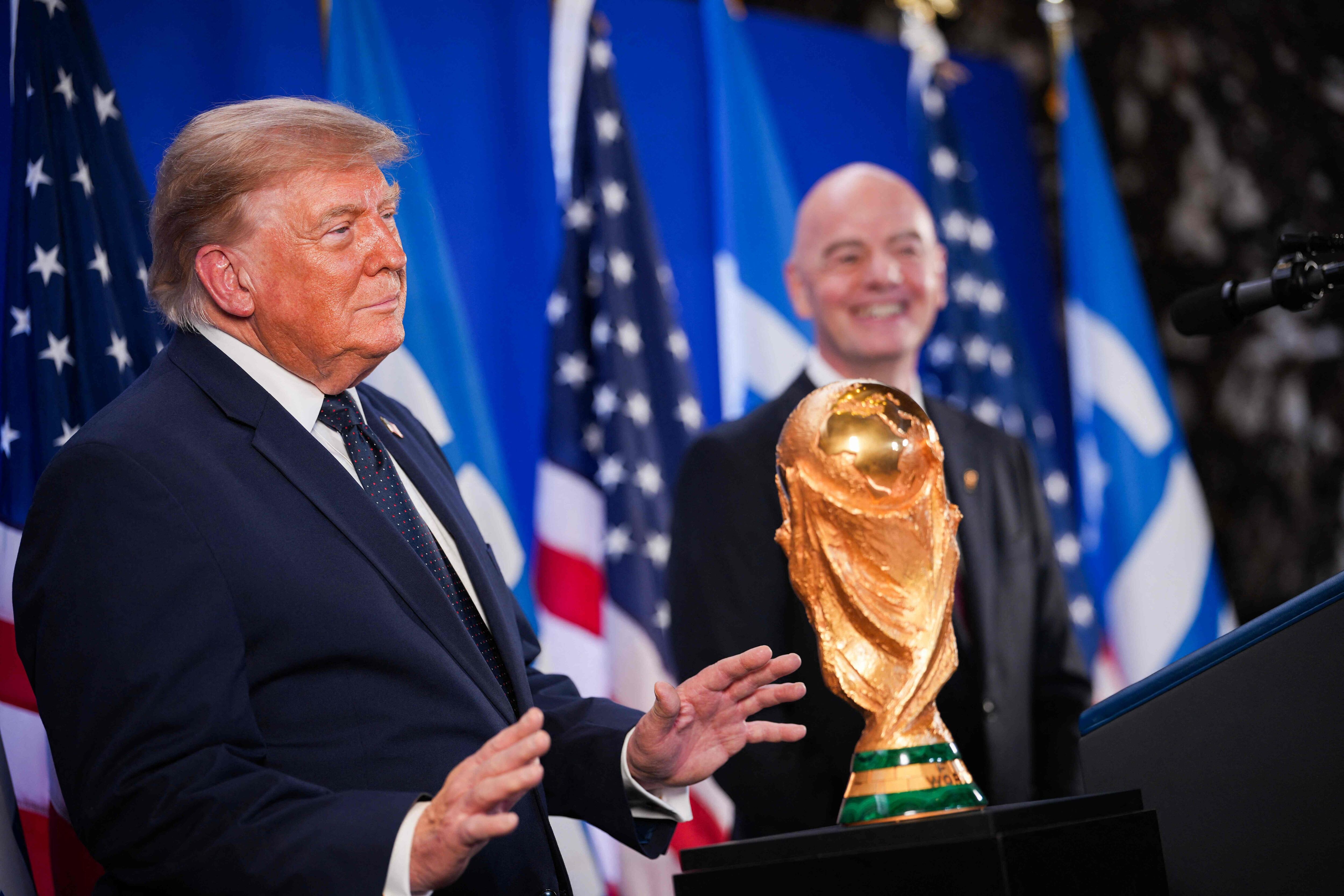 Trump junto a Infantino en la Trump Tower