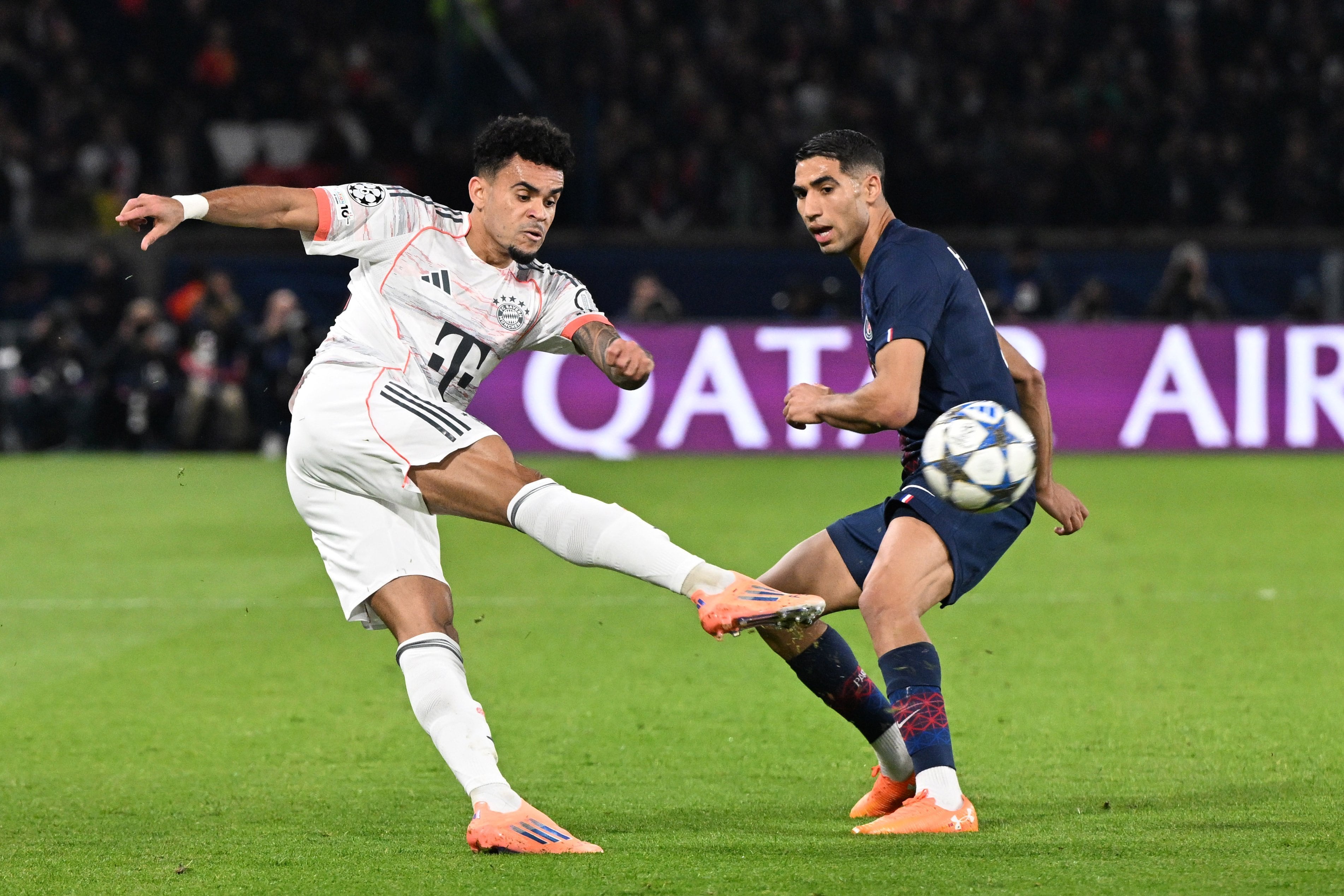 Paris Saint-Germain's y Bayern Munich se midieron en noviembre por la etapa de liga de la Champions; este martes se cruzan en la ida de las semifinales