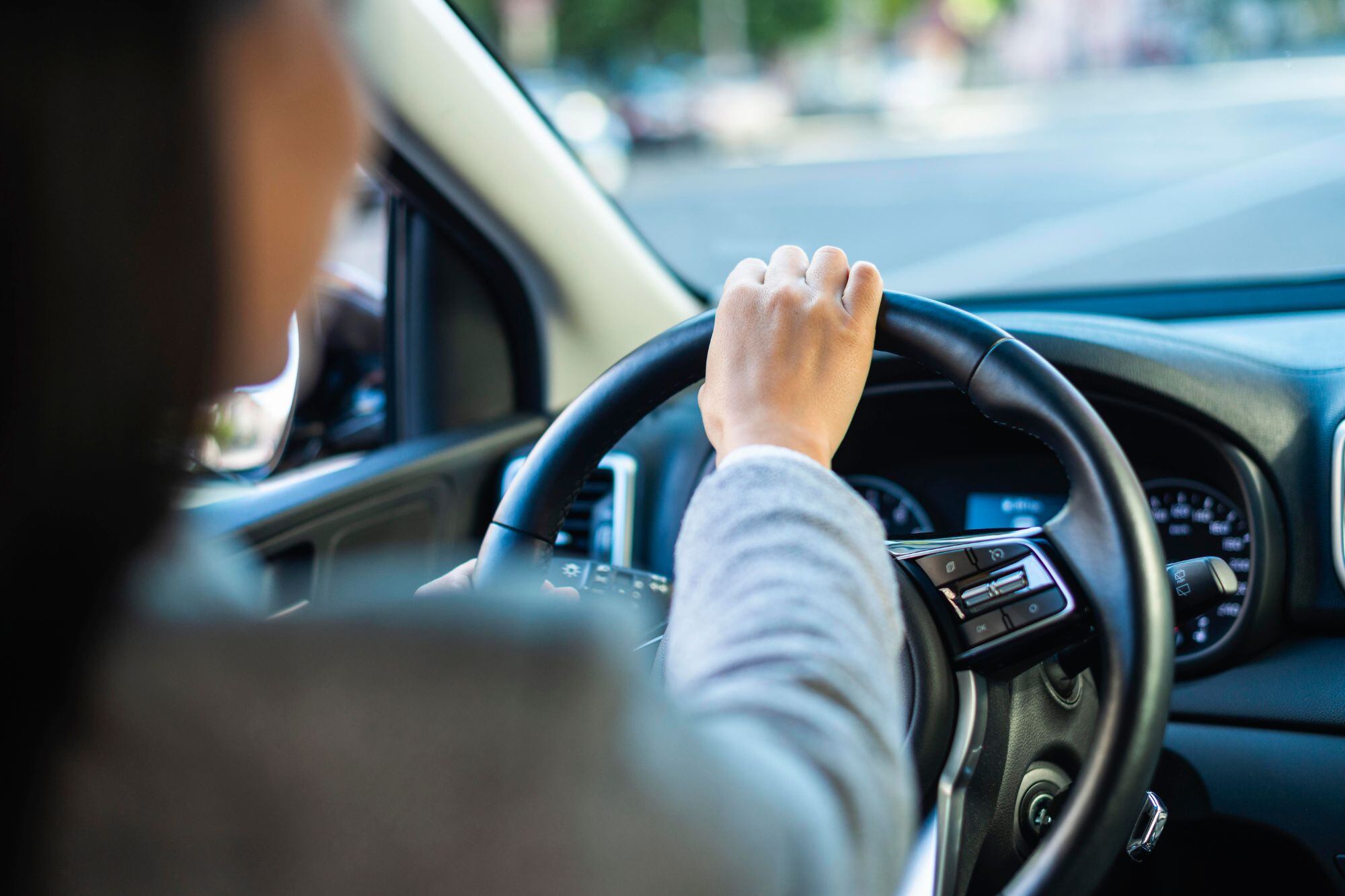 Una acción es ilegal al conducir en Nevada y los conductores pueden enfrentar multas